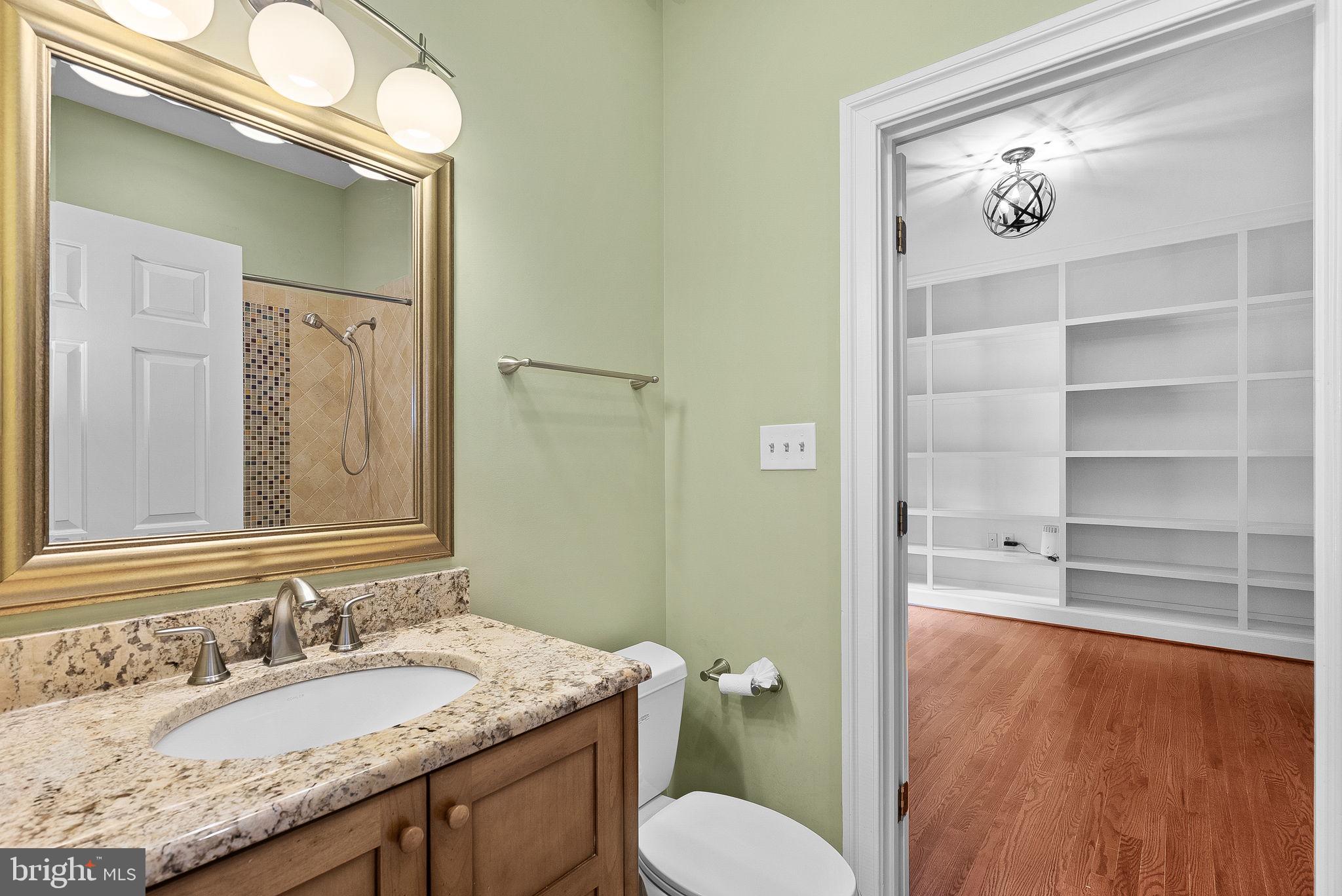 FALCON RIDGE - Residential