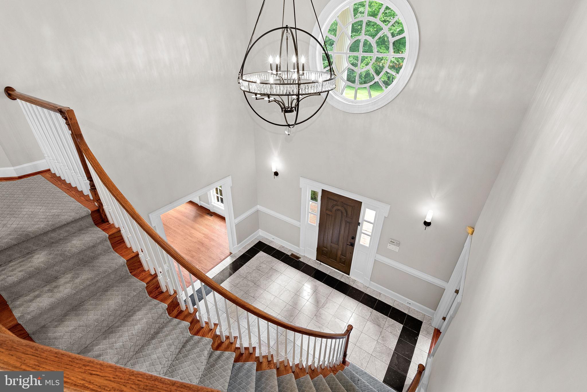 FALCON RIDGE - Residential