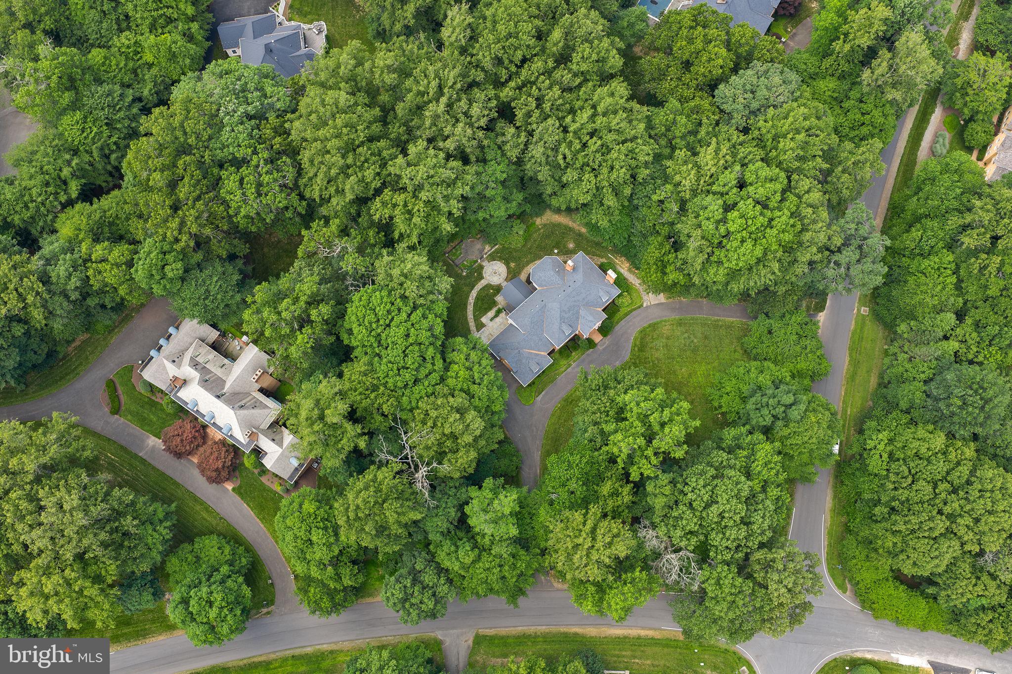 FALCON RIDGE - Residential