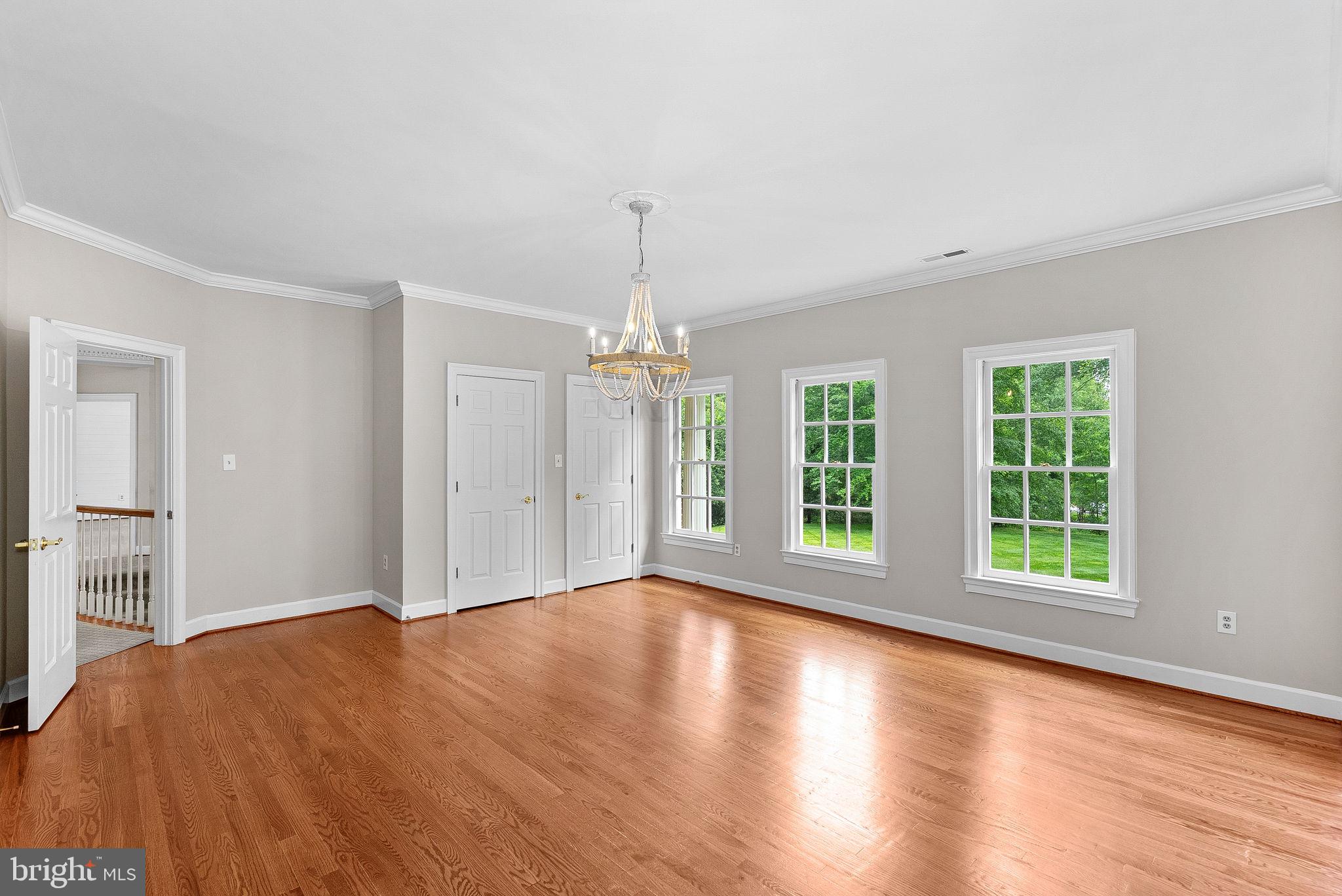 FALCON RIDGE - Residential