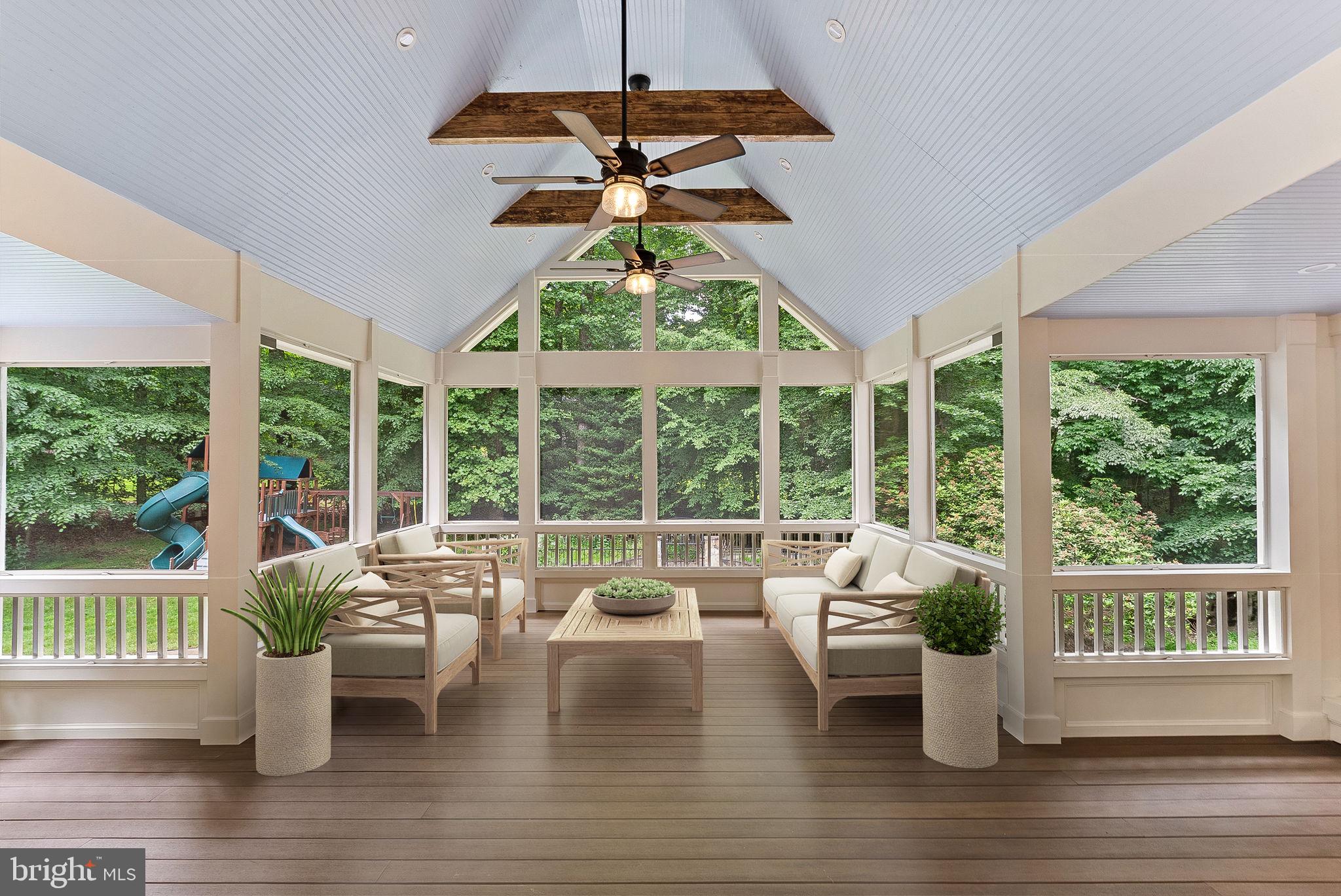 FALCON RIDGE - Residential