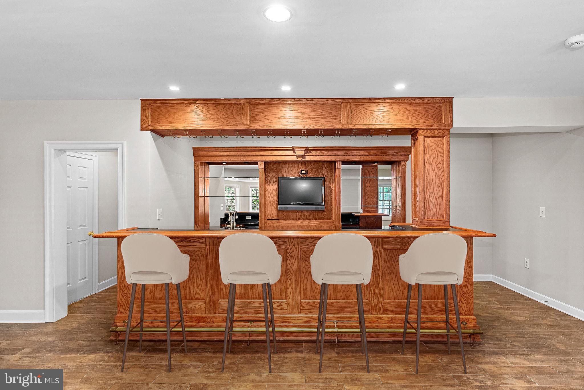 FALCON RIDGE - Residential