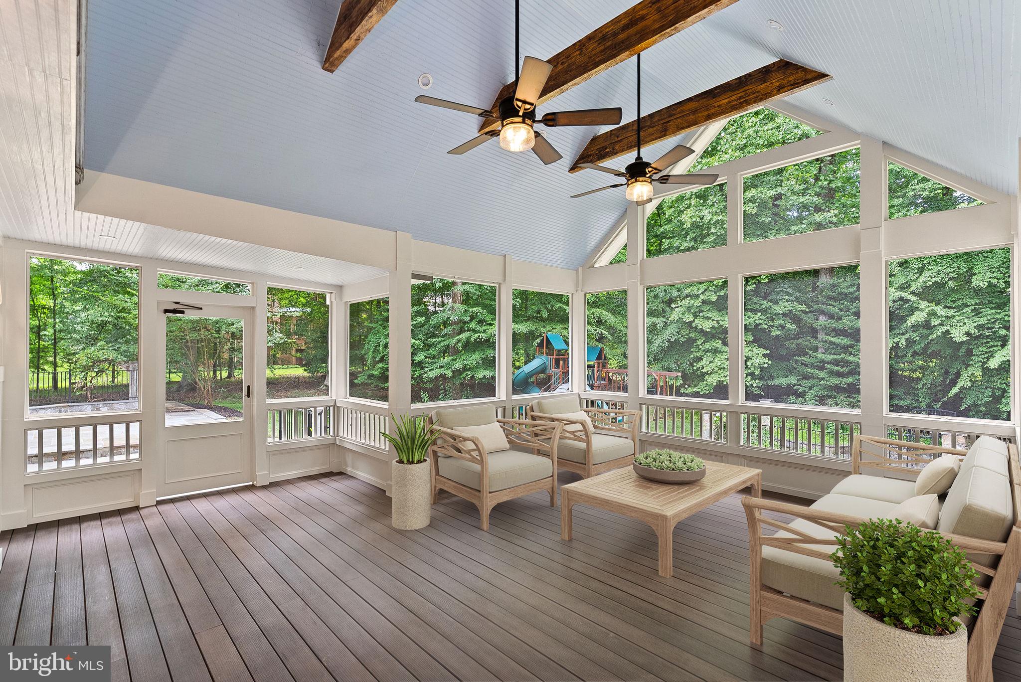 FALCON RIDGE - Residential