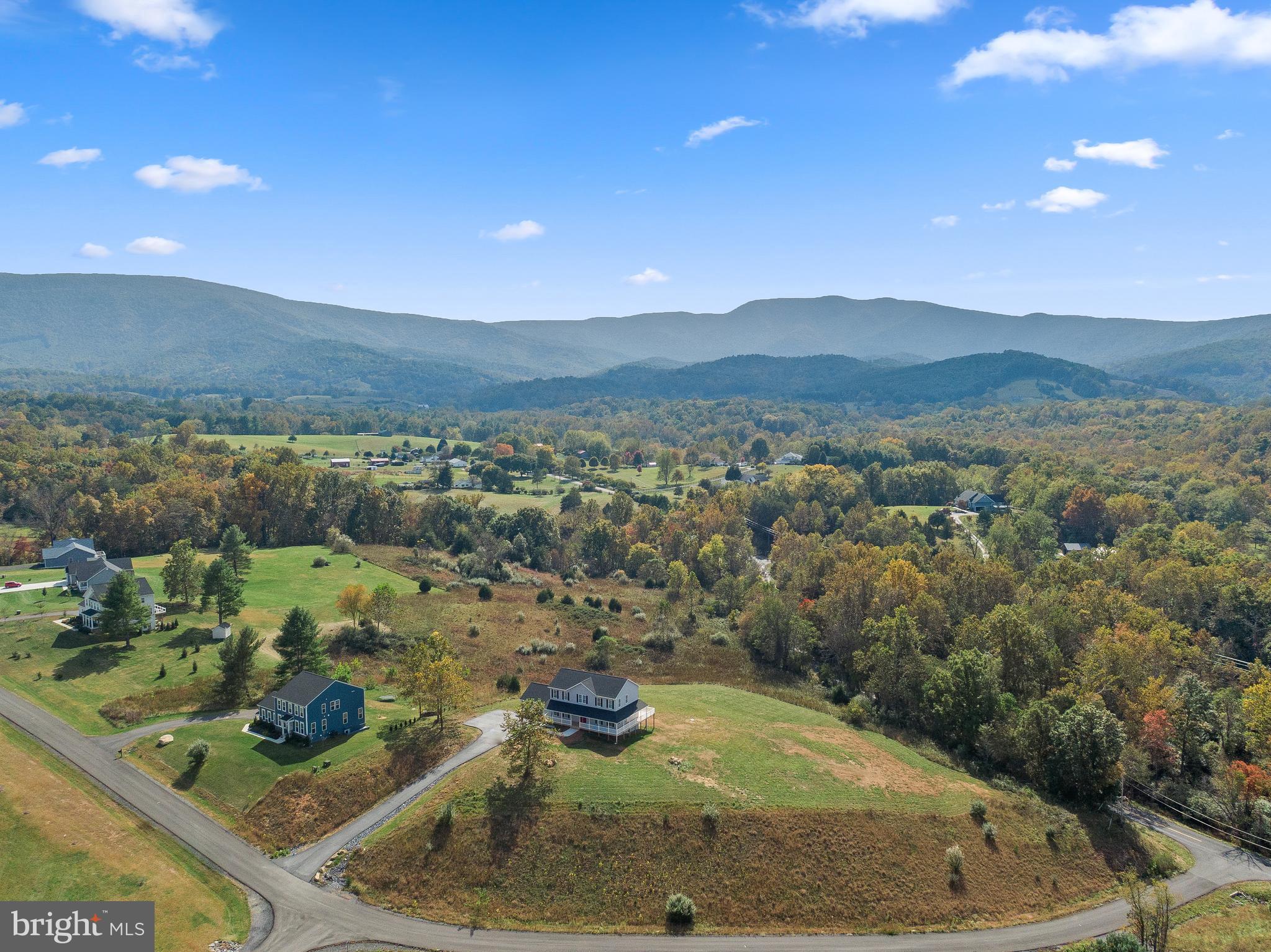 HOLIDAY PLANTATION - Residential Lease