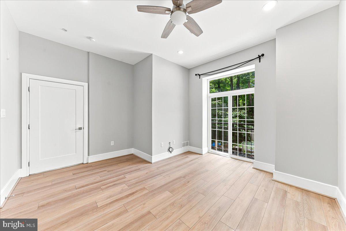 CONSHOHOCKEN - Residential