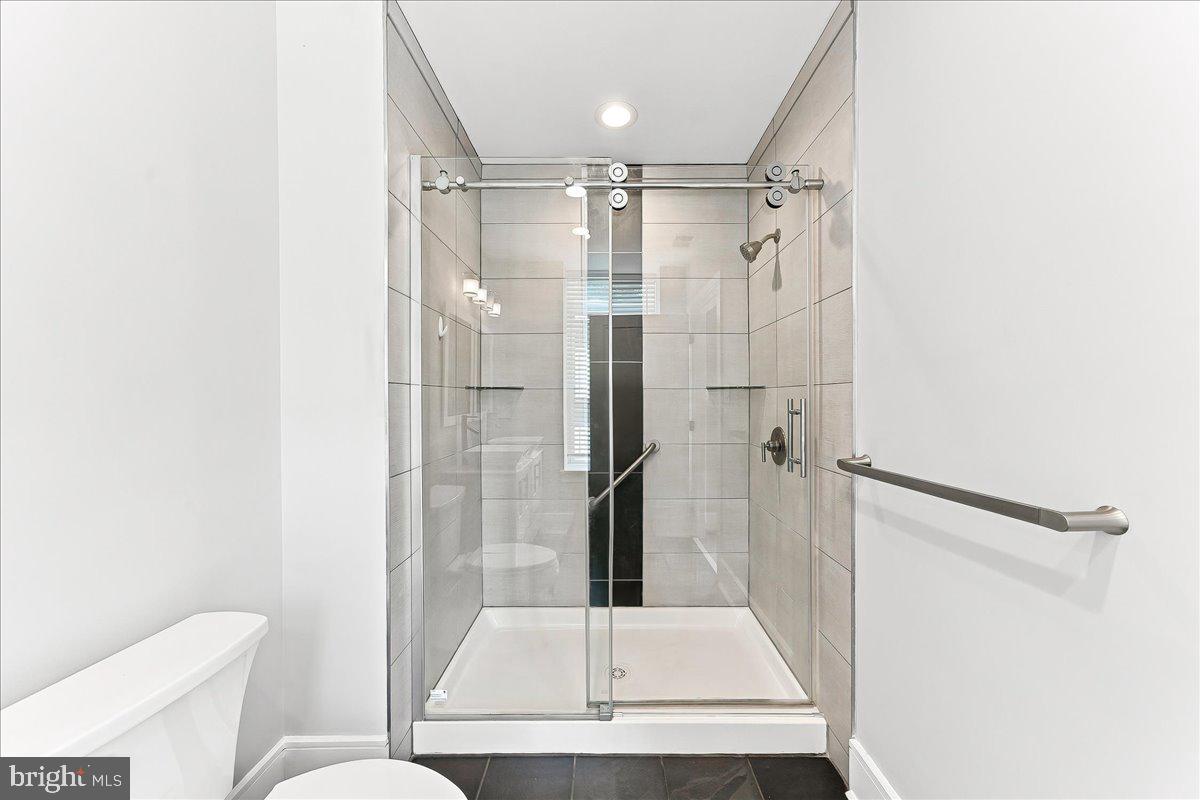 CONSHOHOCKEN - Residential