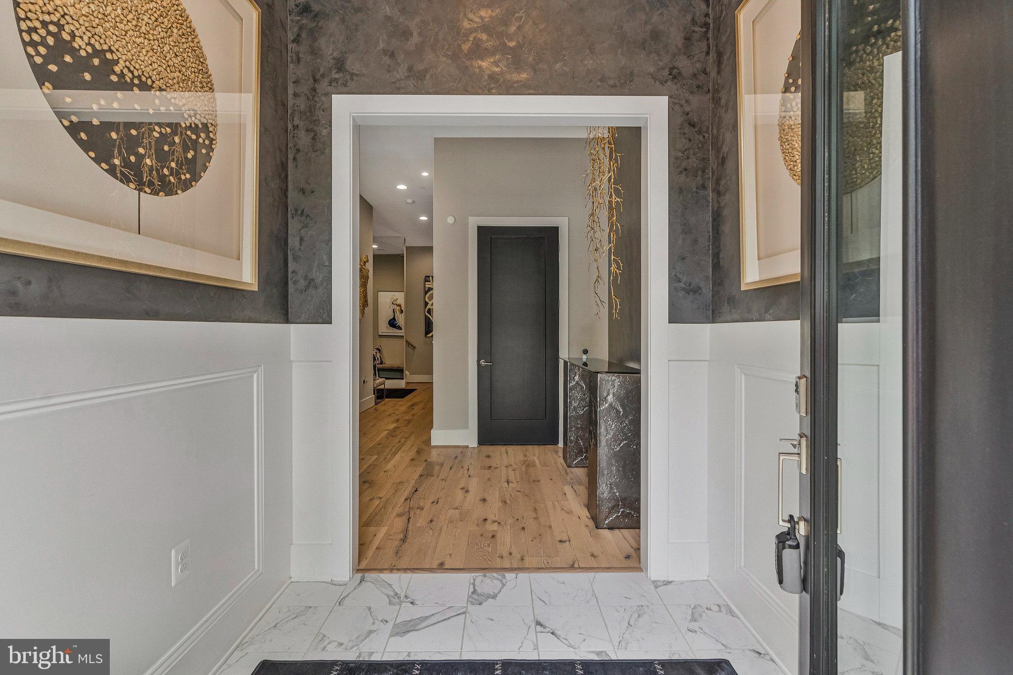 ONE LOUDOUN - Residential
