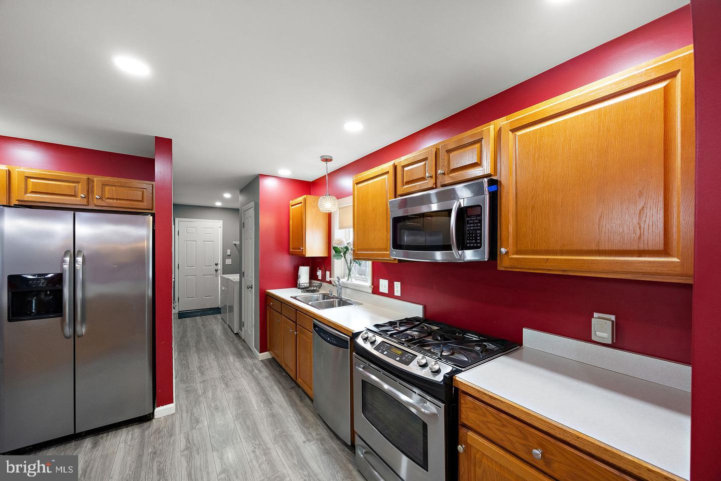 ASCOT LANDING - Residential