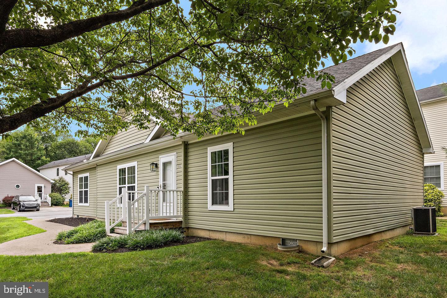 ASCOT LANDING - Residential