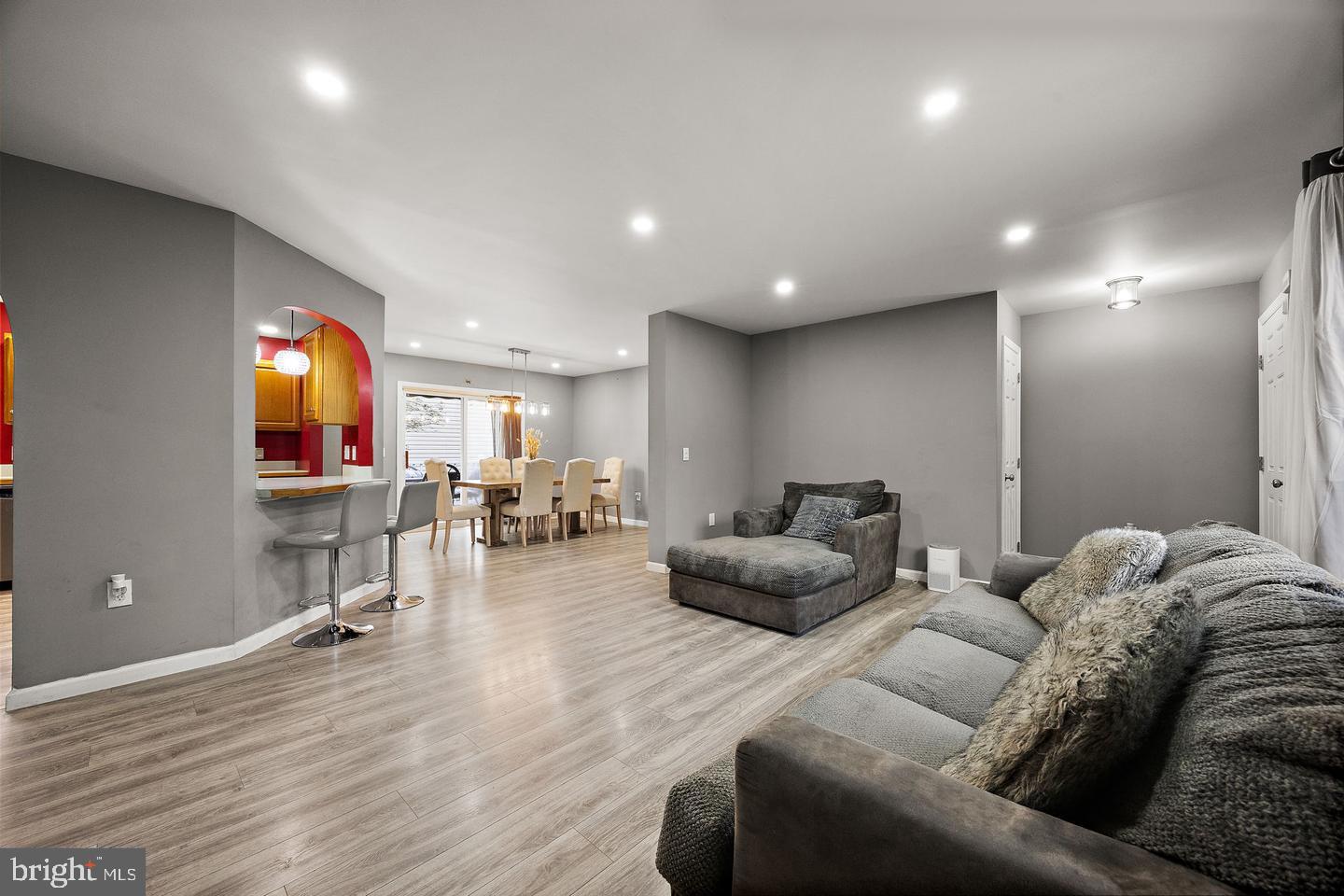 ASCOT LANDING - Residential