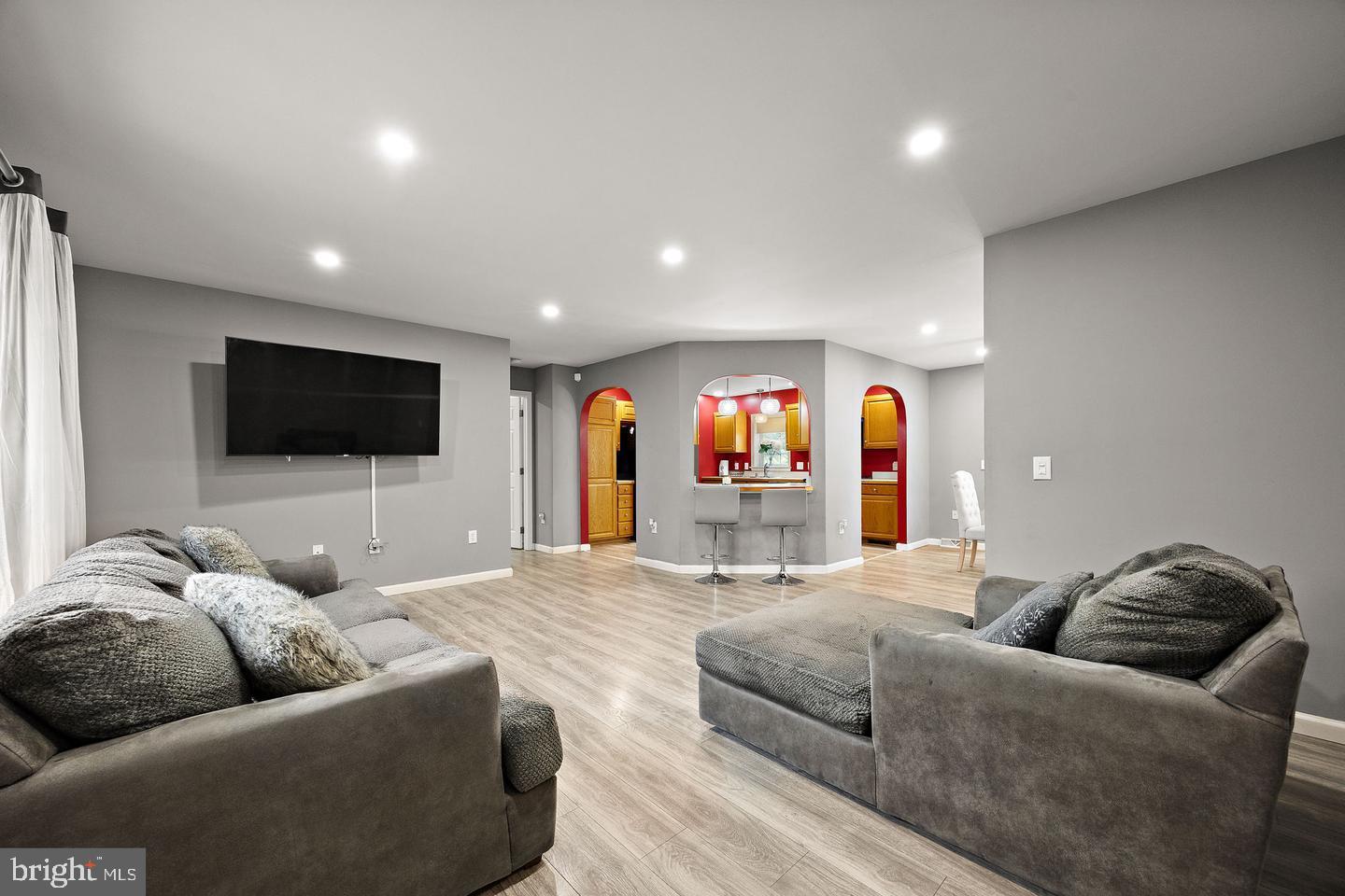 ASCOT LANDING - Residential