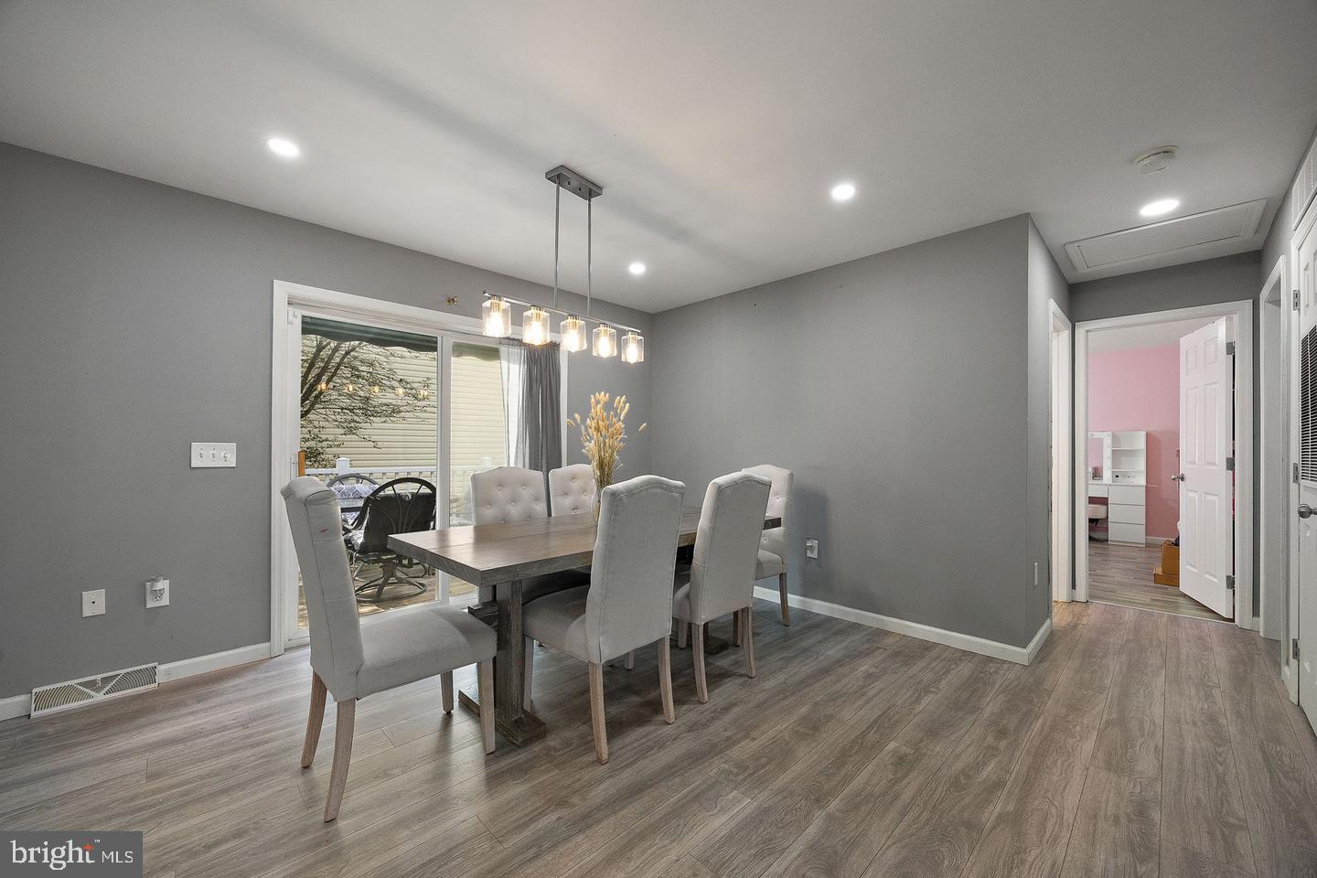 ASCOT LANDING - Residential
