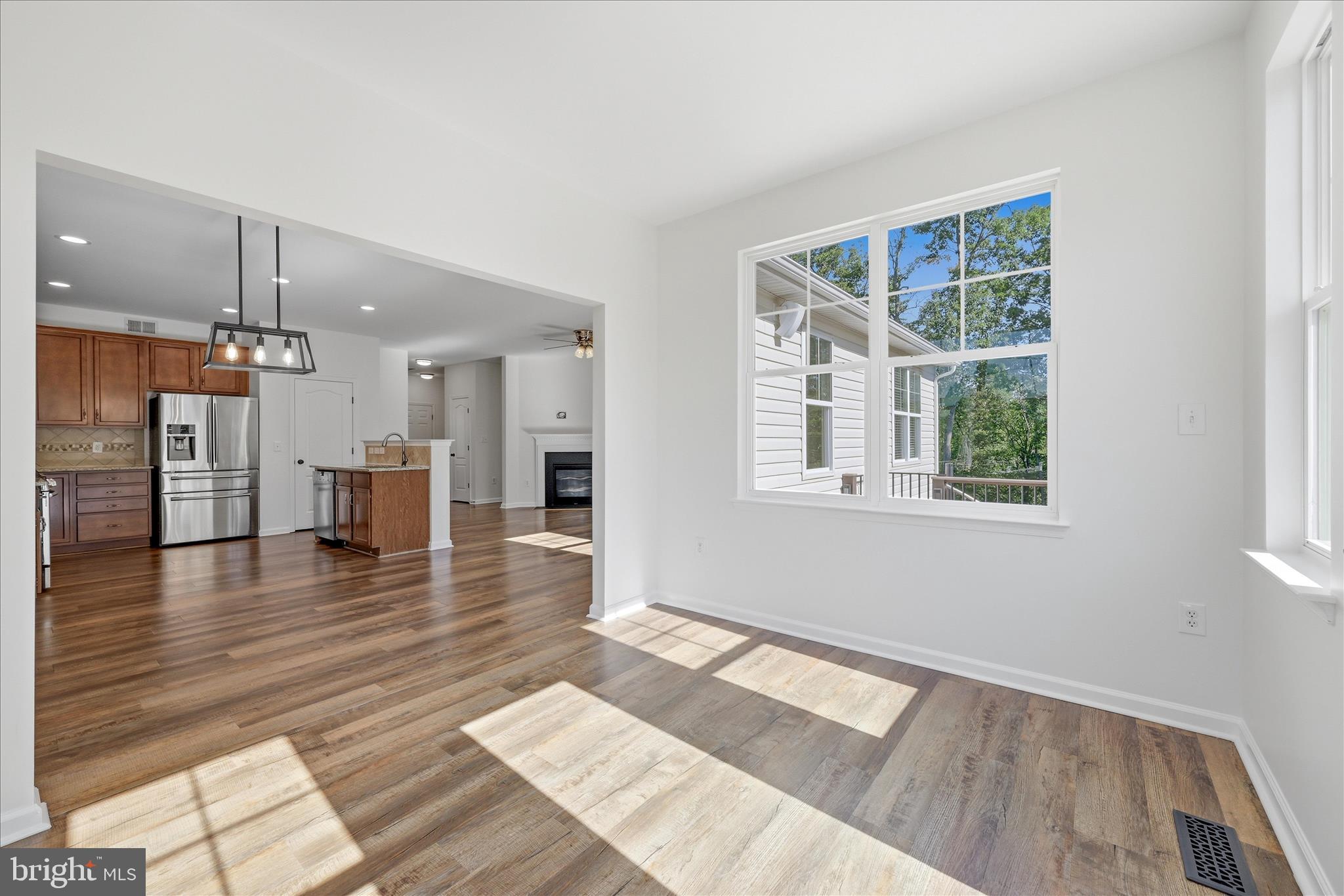 WAKELAND MANOR - Residential