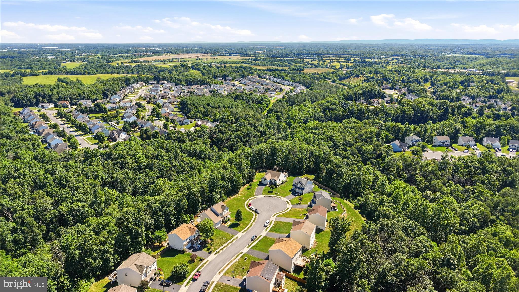 WAKELAND MANOR - Residential
