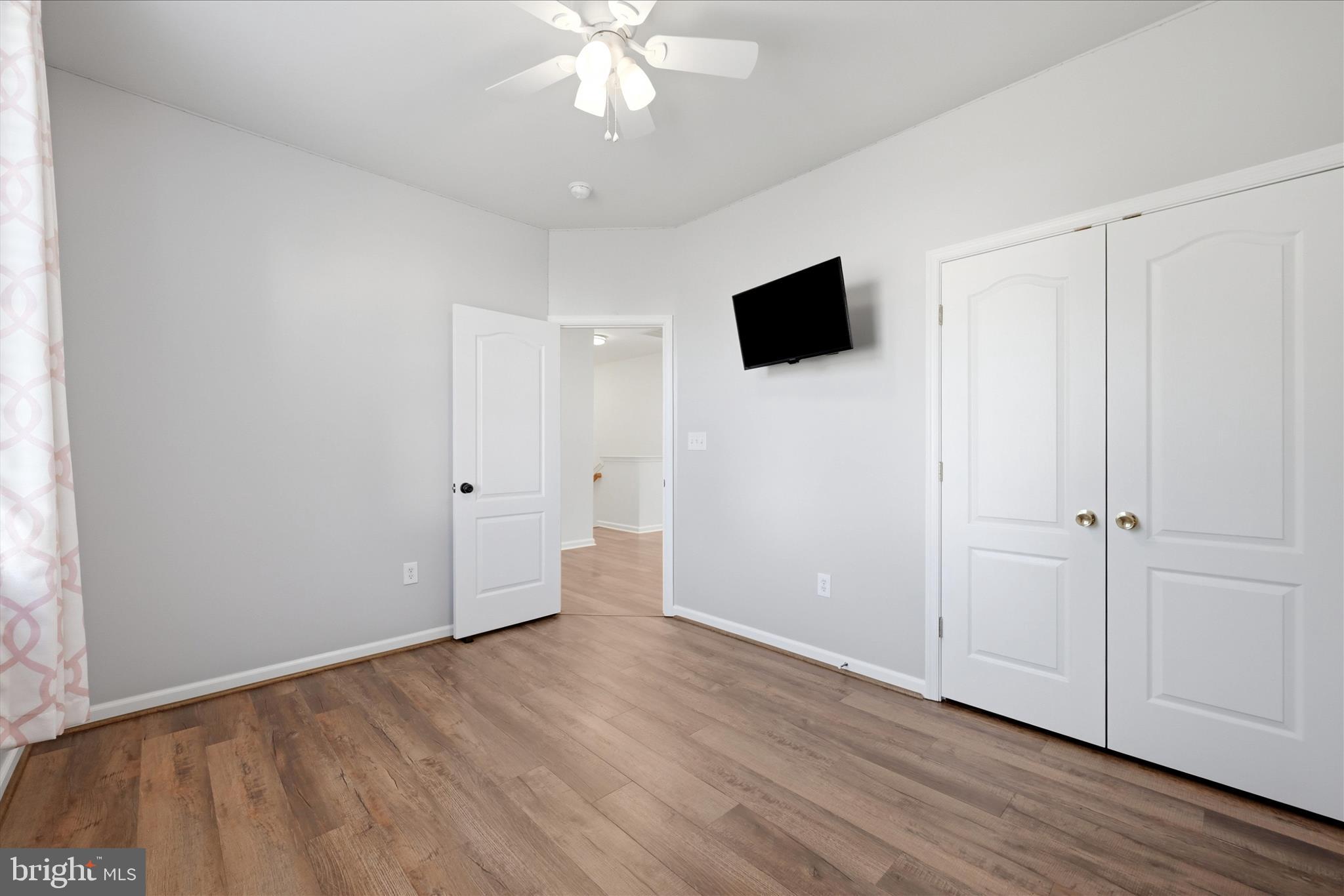 WAKELAND MANOR - Residential