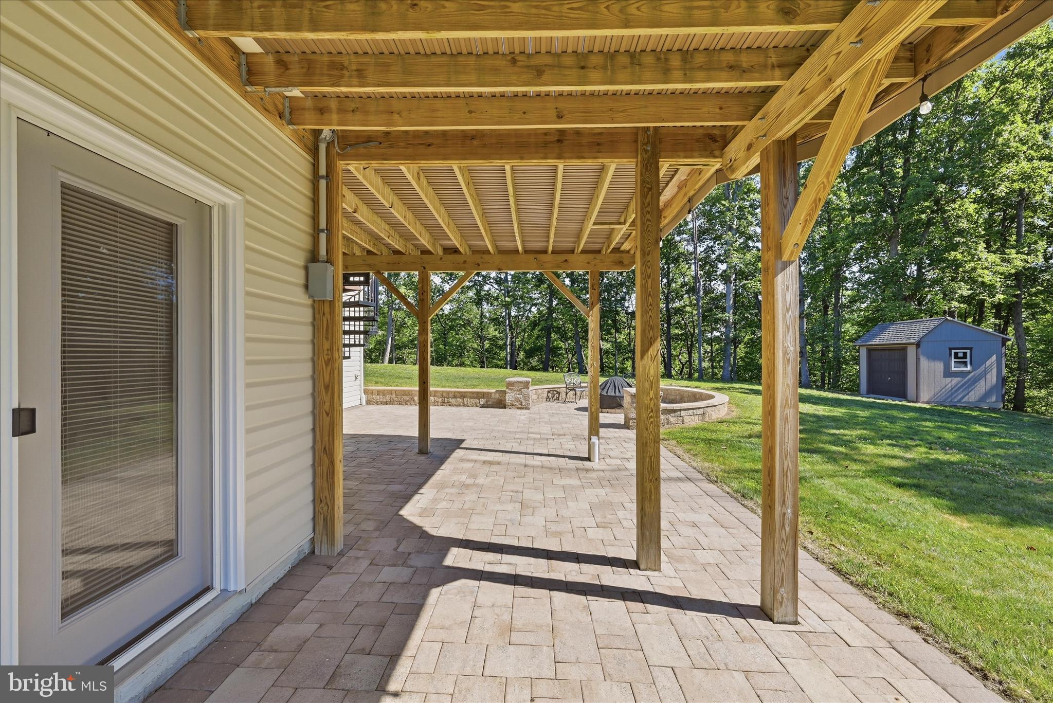 WAKELAND MANOR - Residential