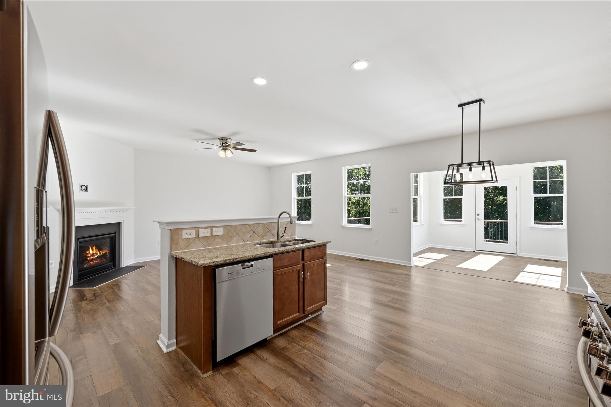WAKELAND MANOR - Residential