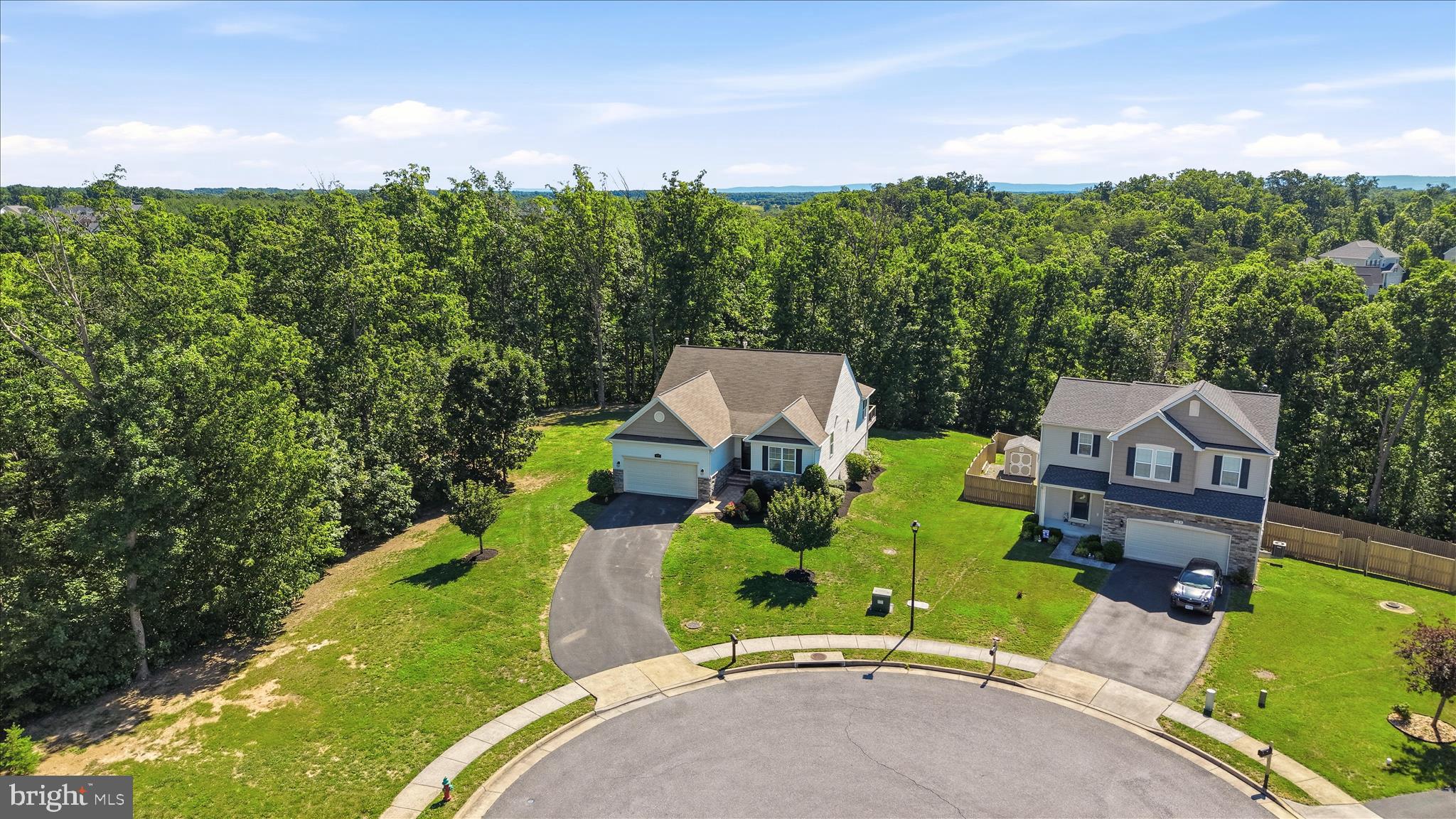 WAKELAND MANOR - Residential