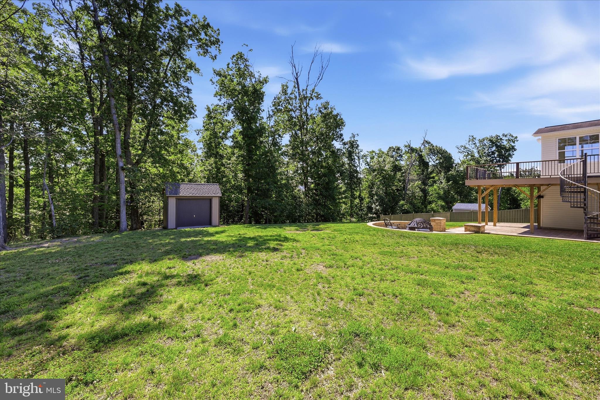 WAKELAND MANOR - Residential
