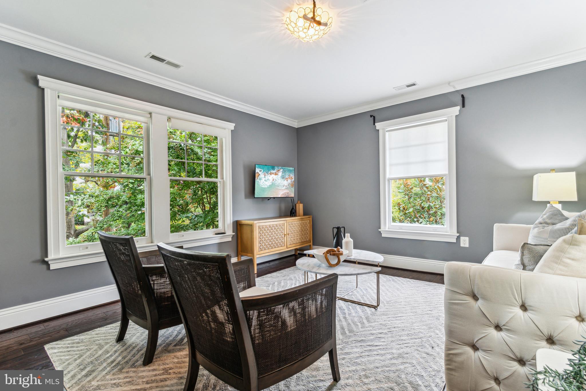 CLEVELAND PARK - Residential