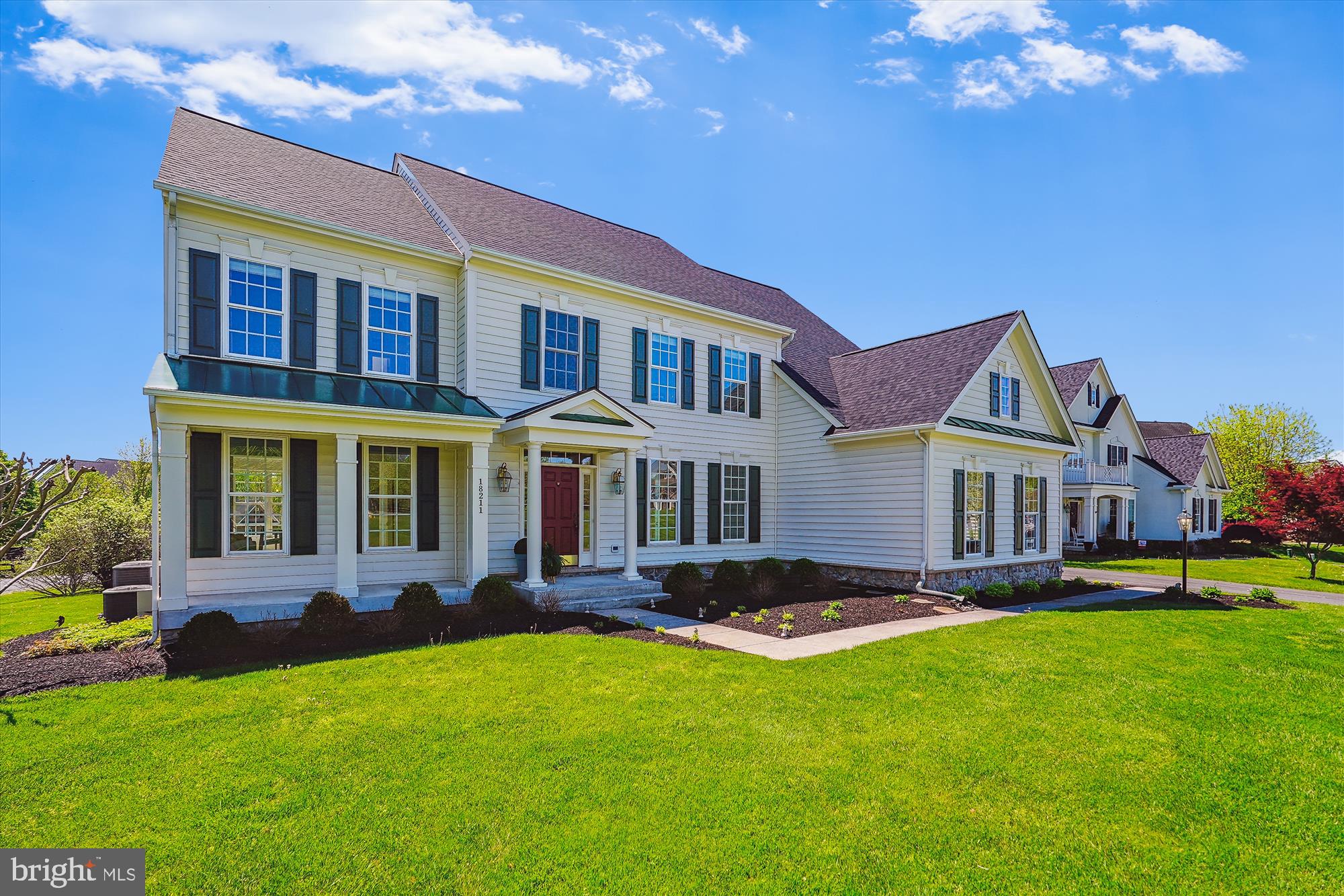 OAK KNOLL HAMLET - Residential