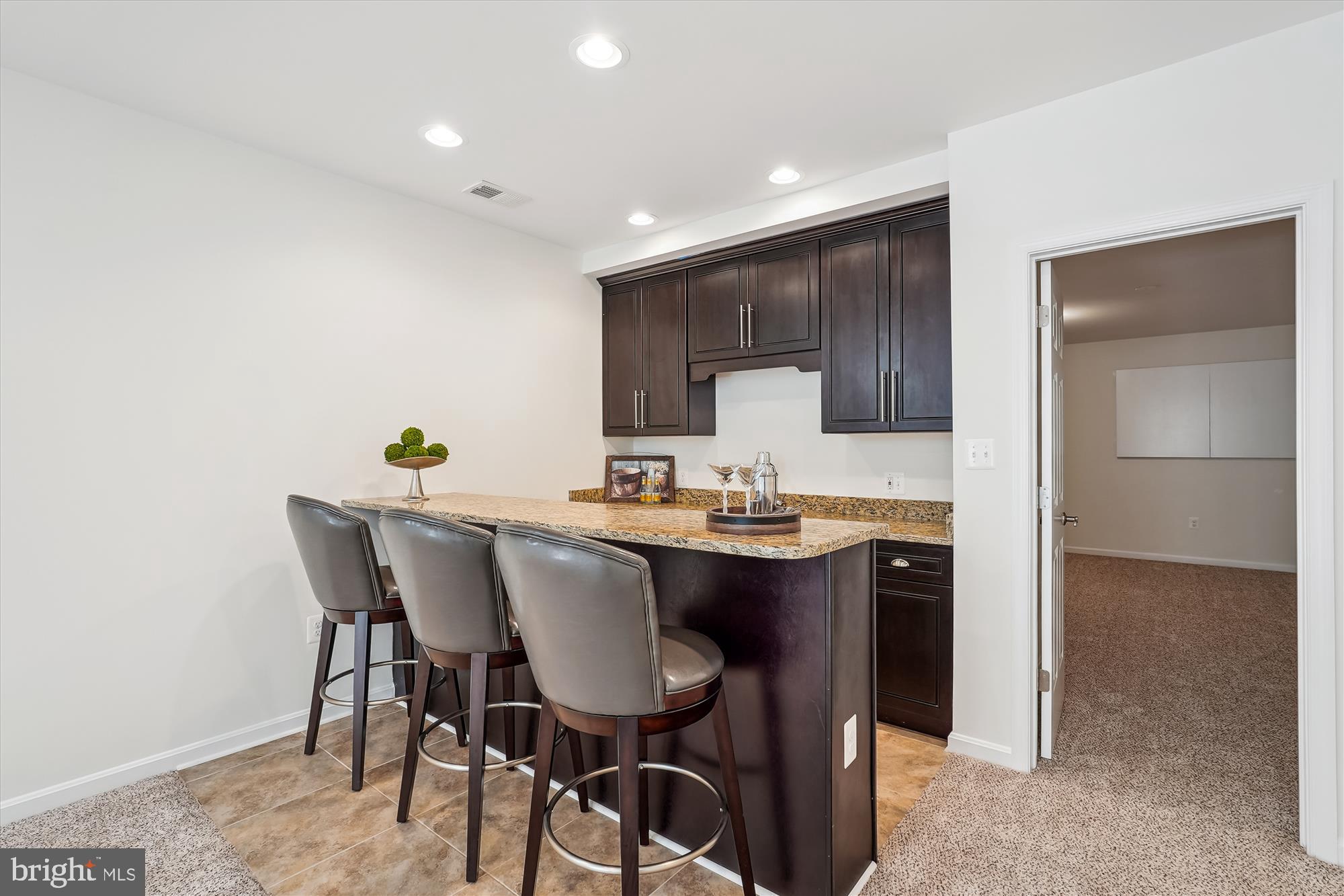 OAK KNOLL HAMLET - Residential