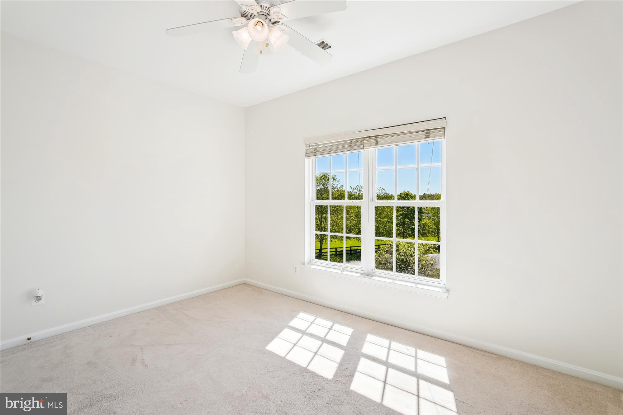 OAK KNOLL HAMLET - Residential