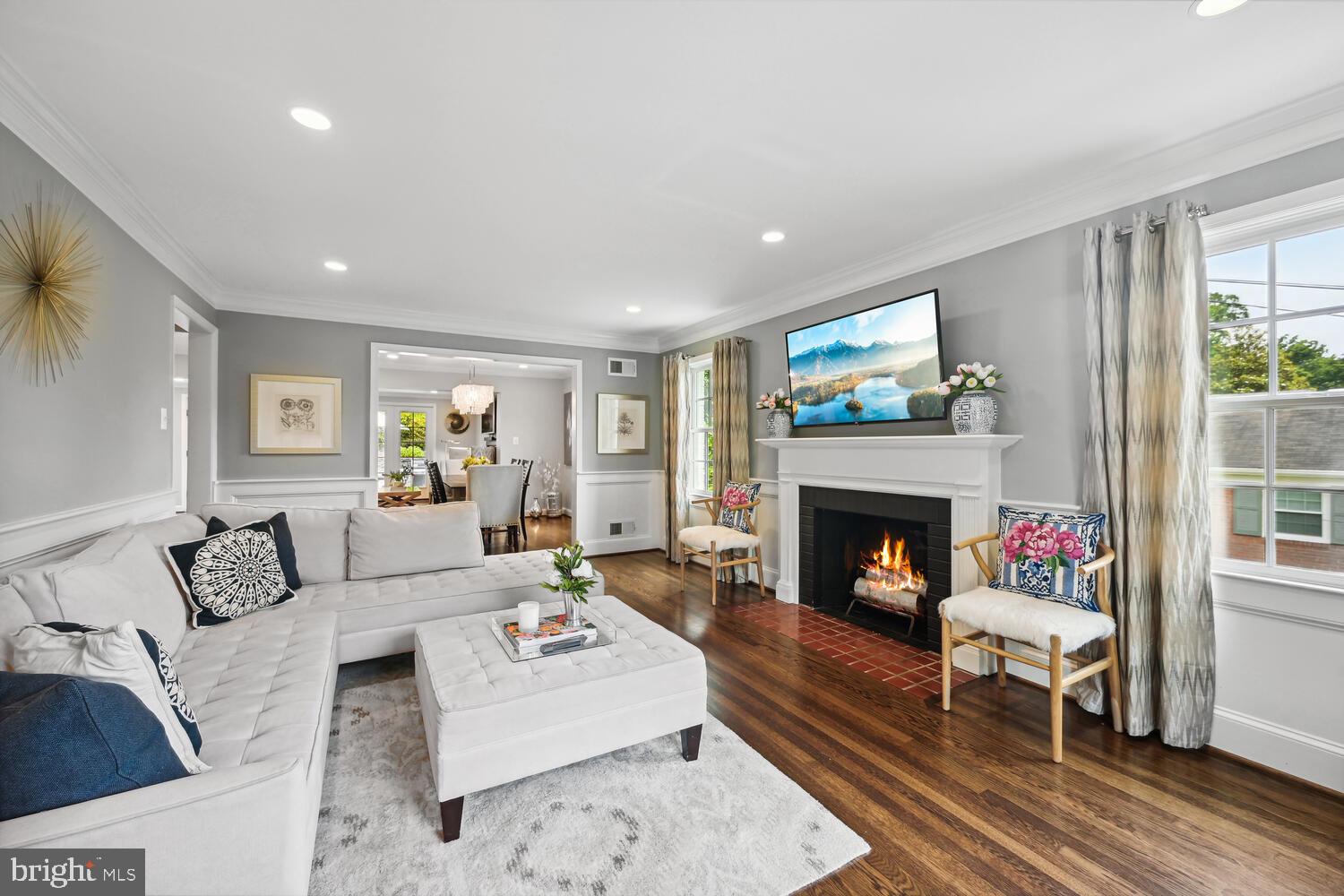 MARY KNOLLS - Residential