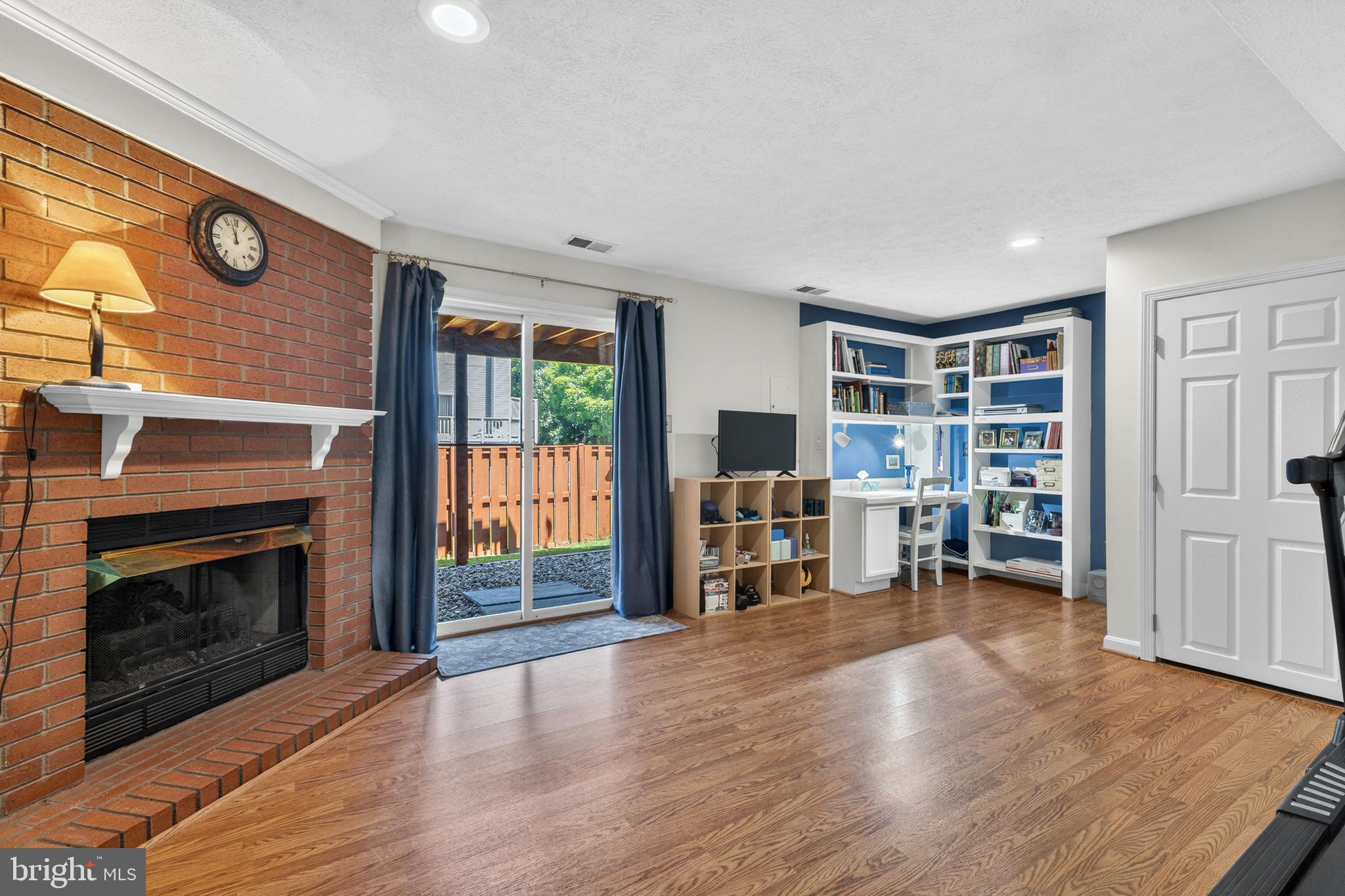 ENGLEWOOD MEWS - Residential