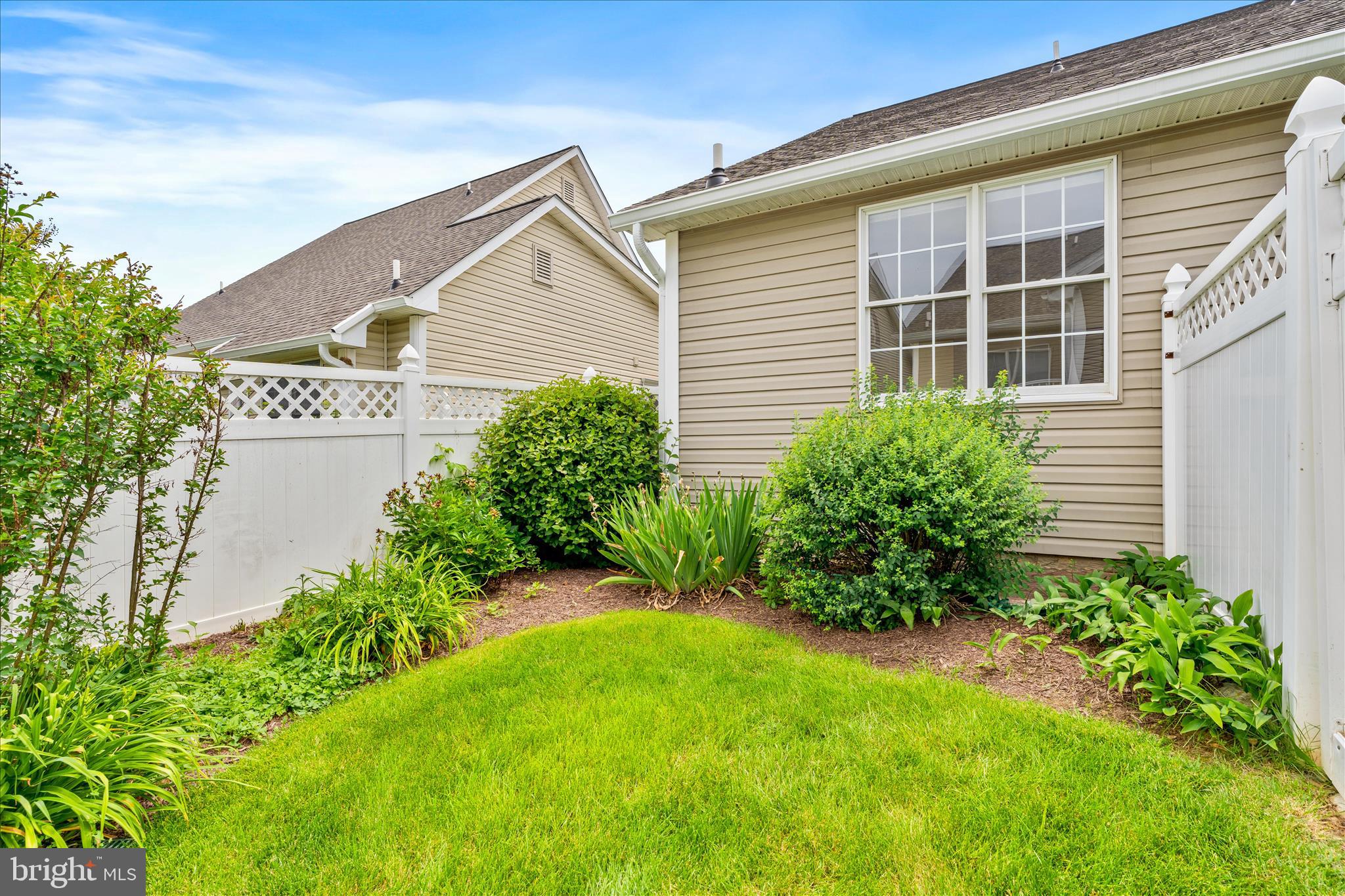 FOXFIELD AT MIDDLETOWN - Residential