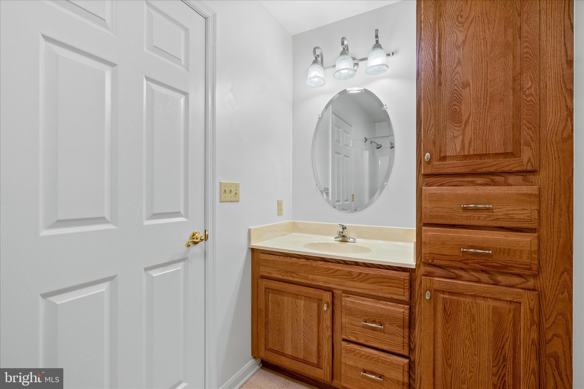 FOXFIELD AT MIDDLETOWN - Residential