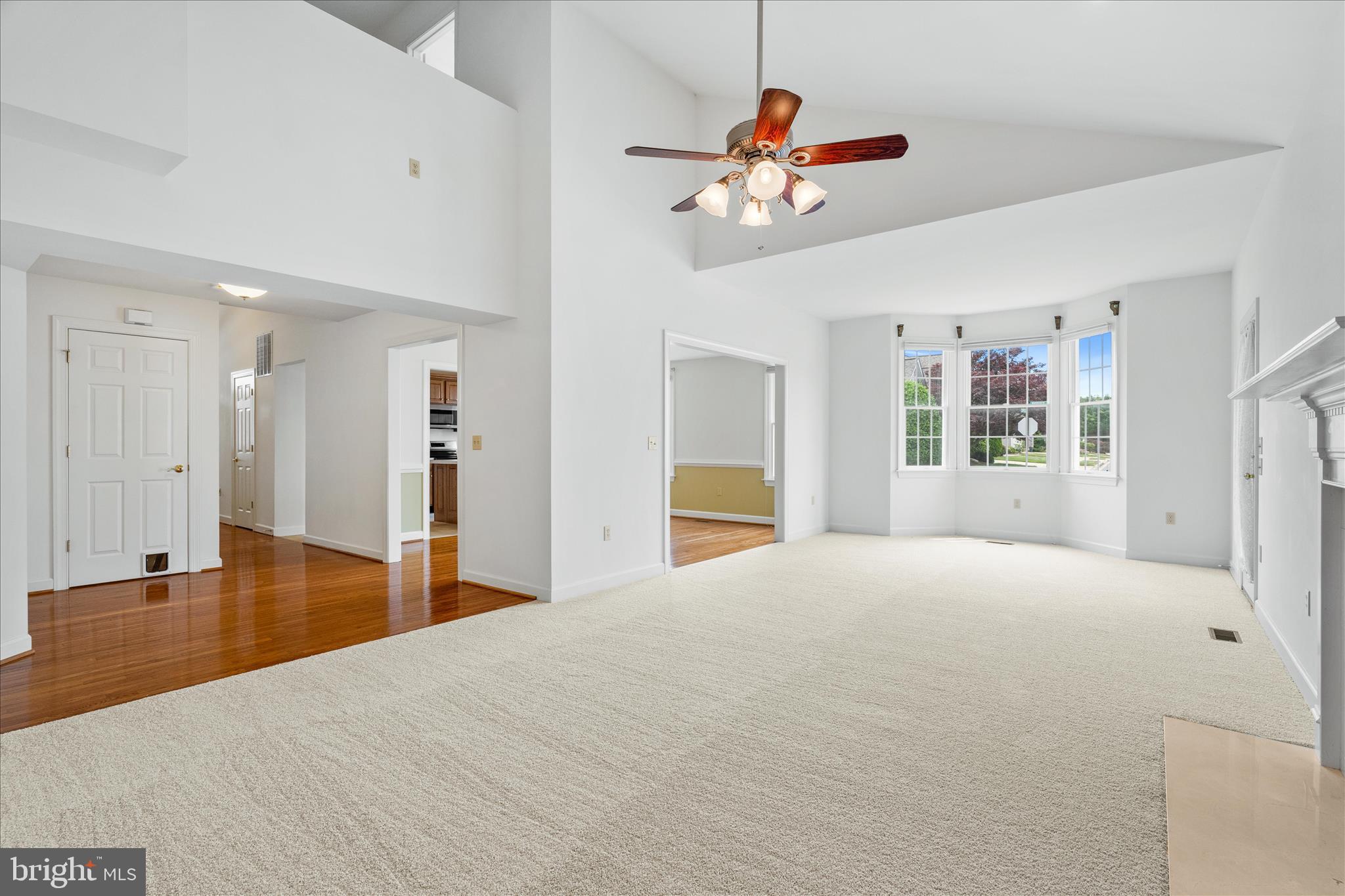 FOXFIELD AT MIDDLETOWN - Residential