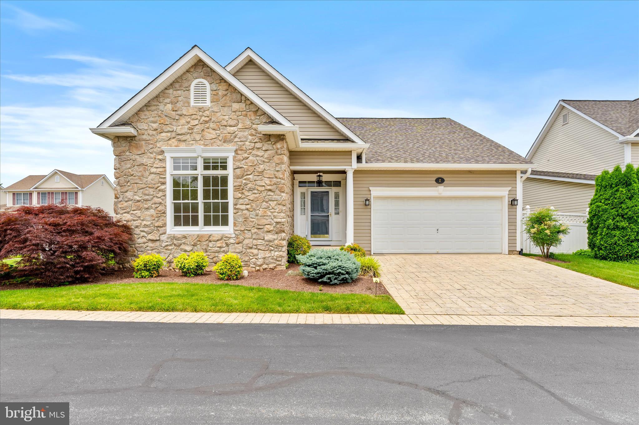 FOXFIELD AT MIDDLETOWN - Residential