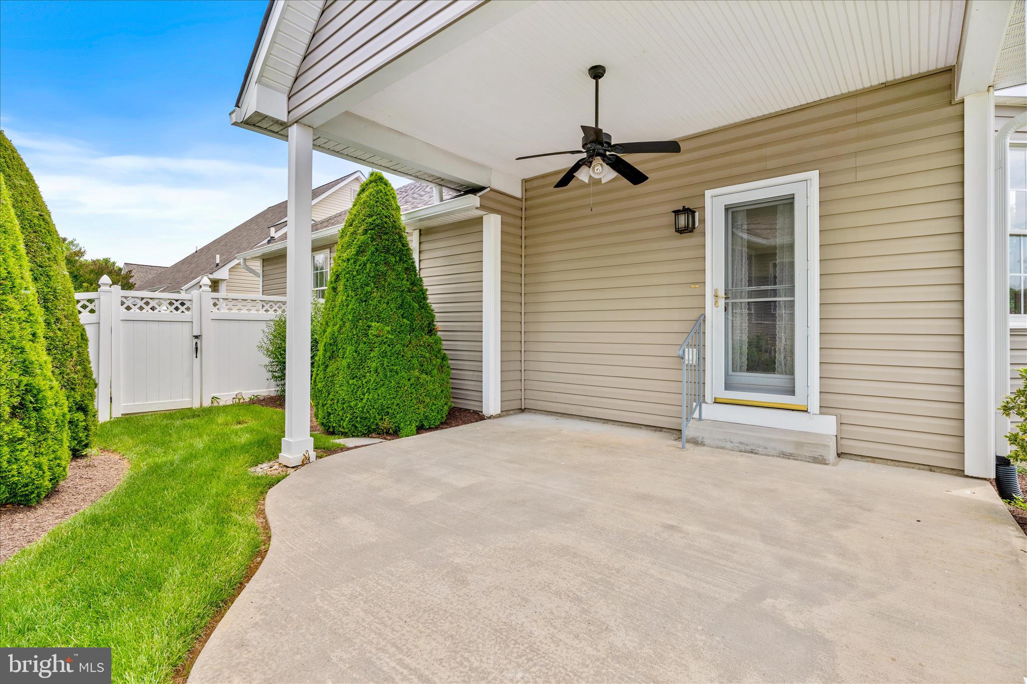 FOXFIELD AT MIDDLETOWN - Residential