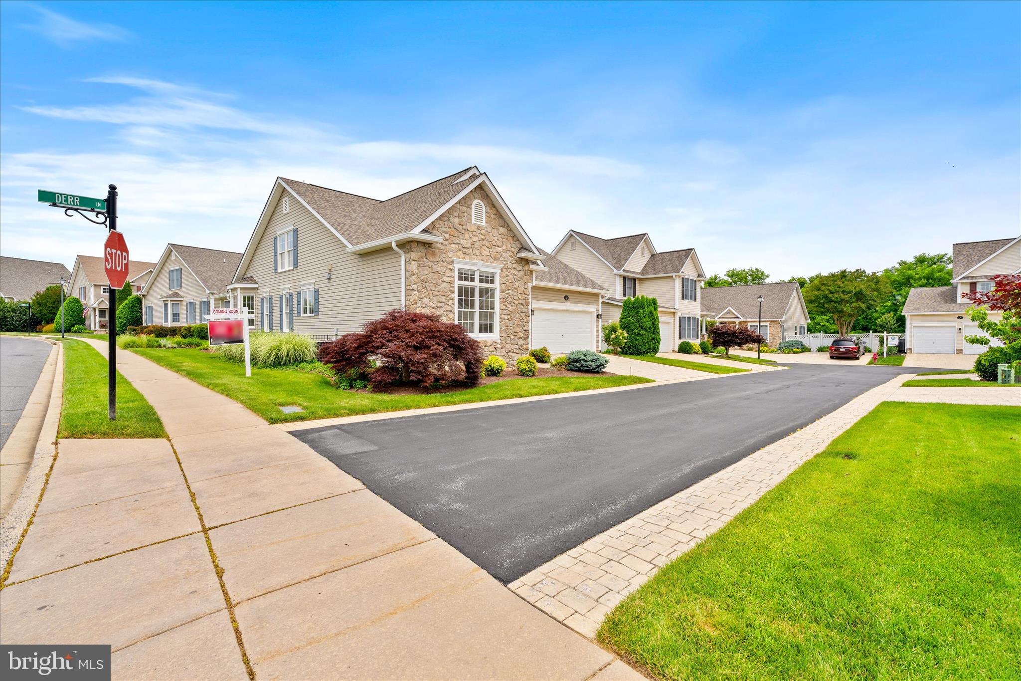 FOXFIELD AT MIDDLETOWN - Residential