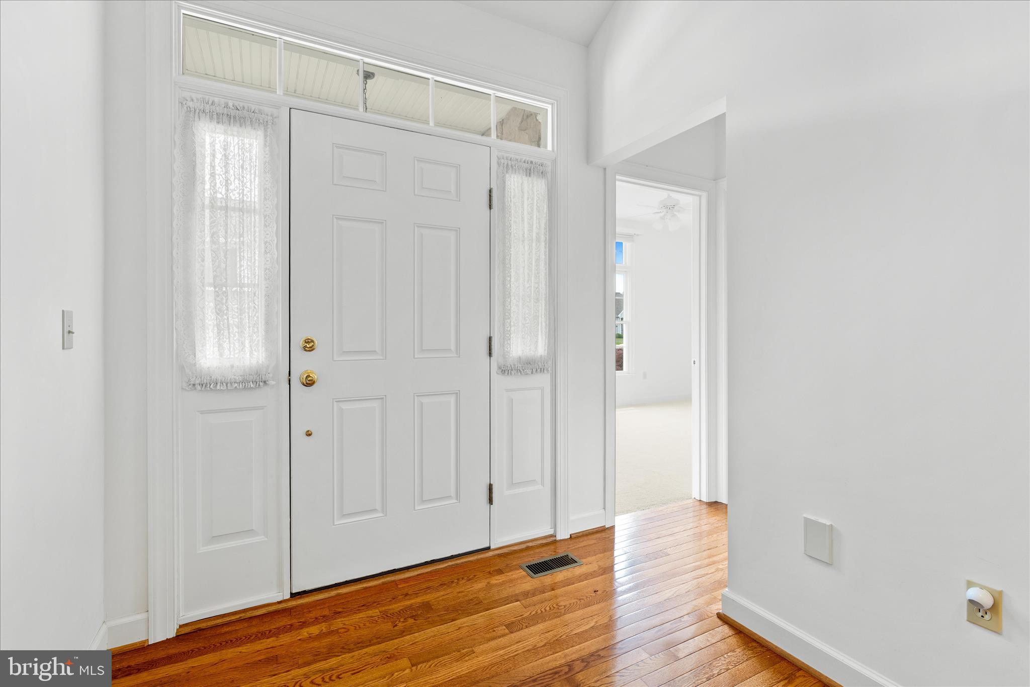 FOXFIELD AT MIDDLETOWN - Residential