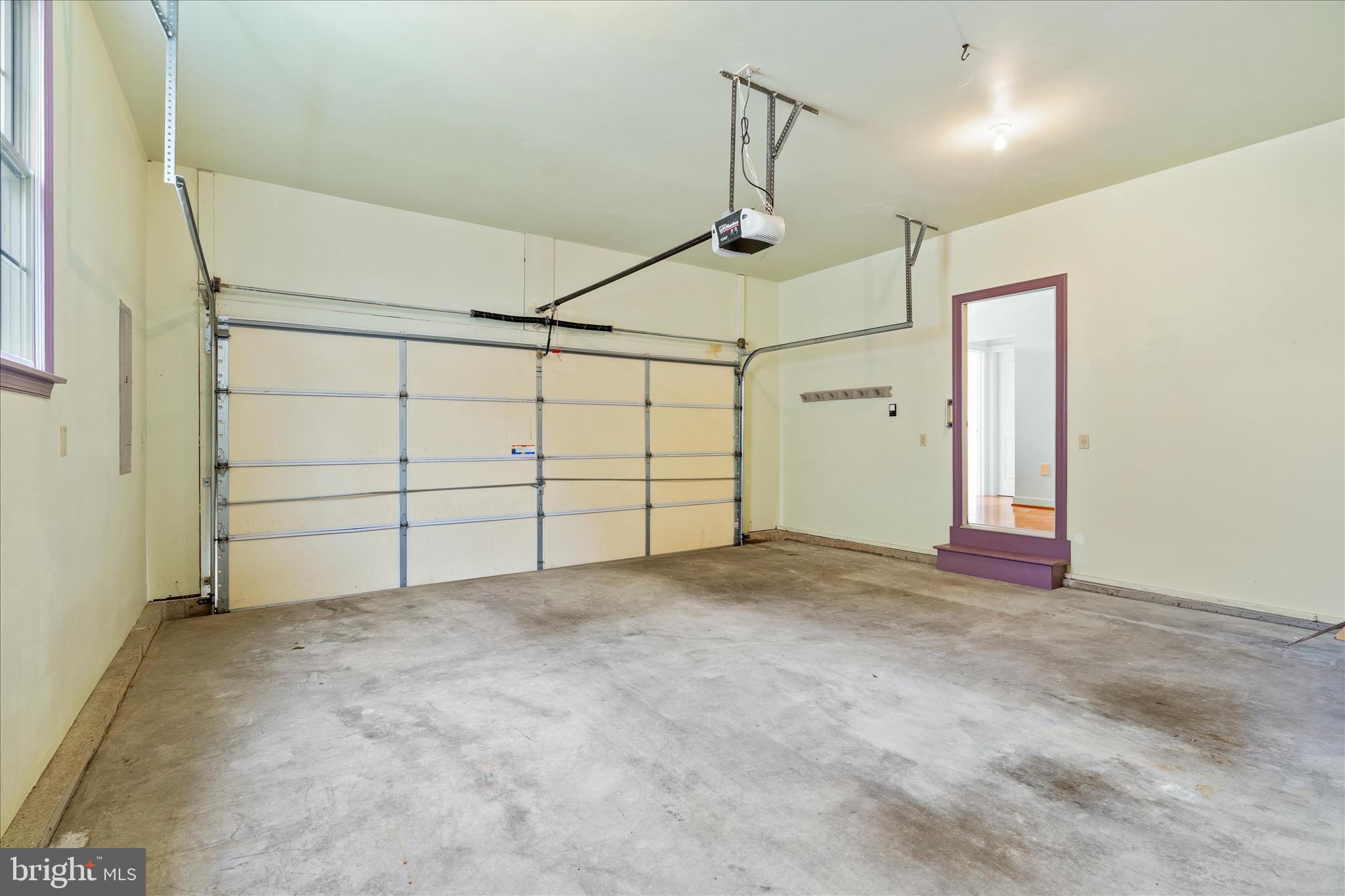 FOXFIELD AT MIDDLETOWN - Residential