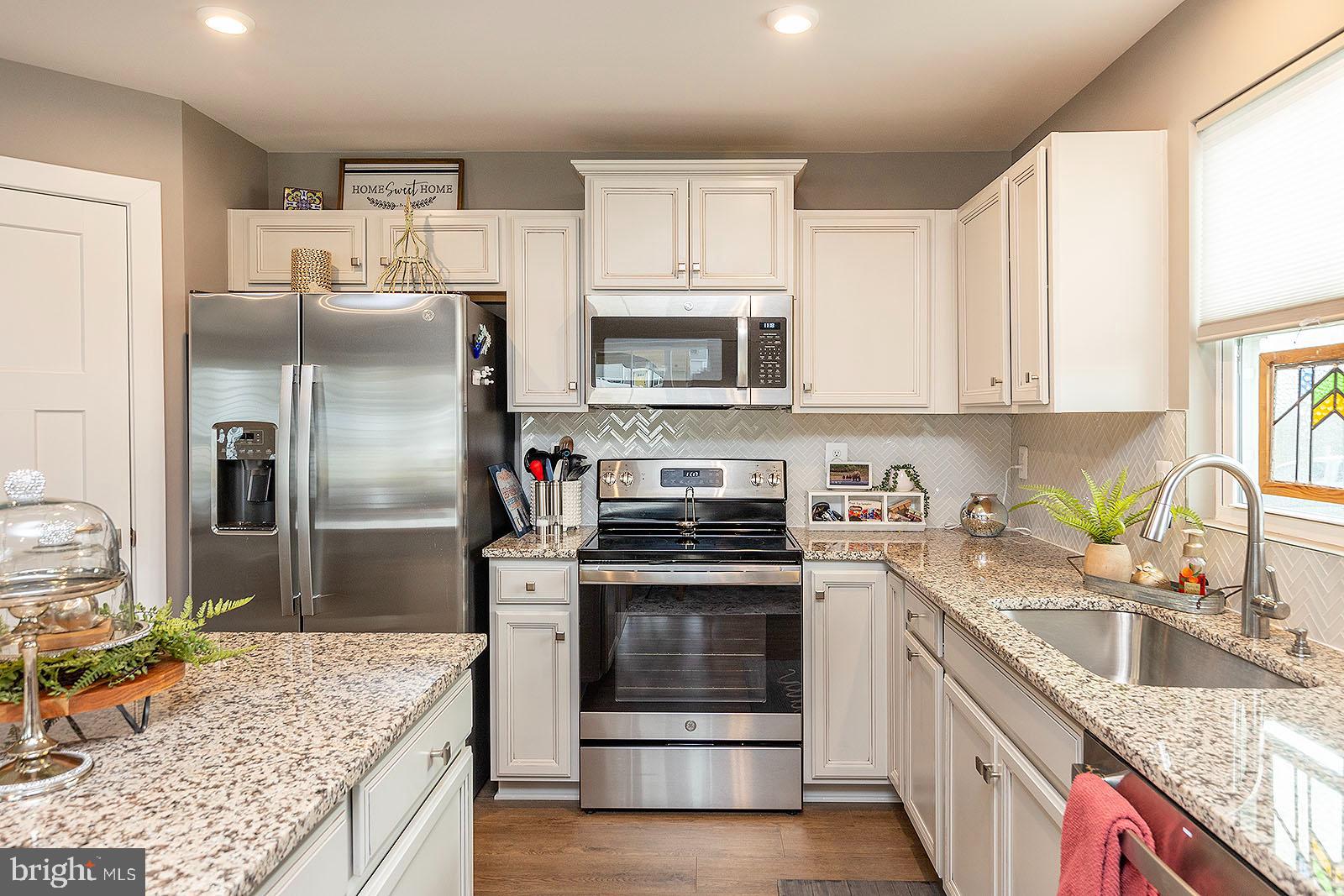 SOUTH BROOK - Residential