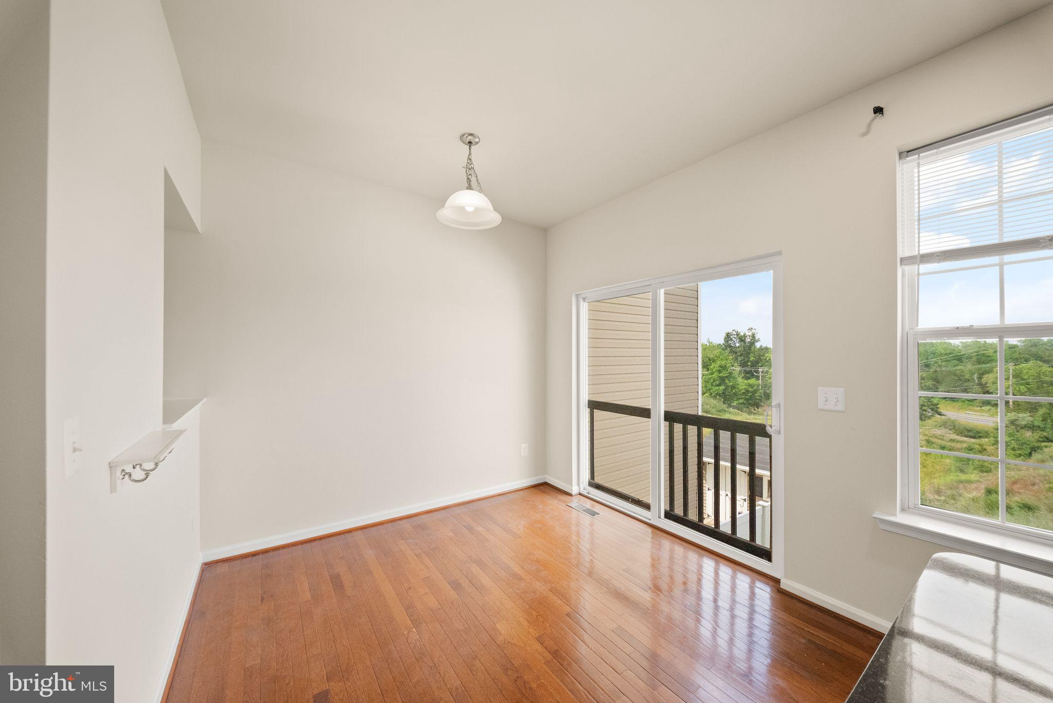 THE TOWNES AT TASKER - Residential