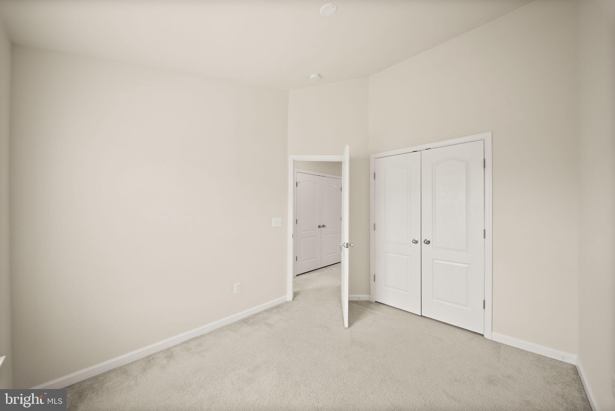 THE TOWNES AT TASKER - Residential