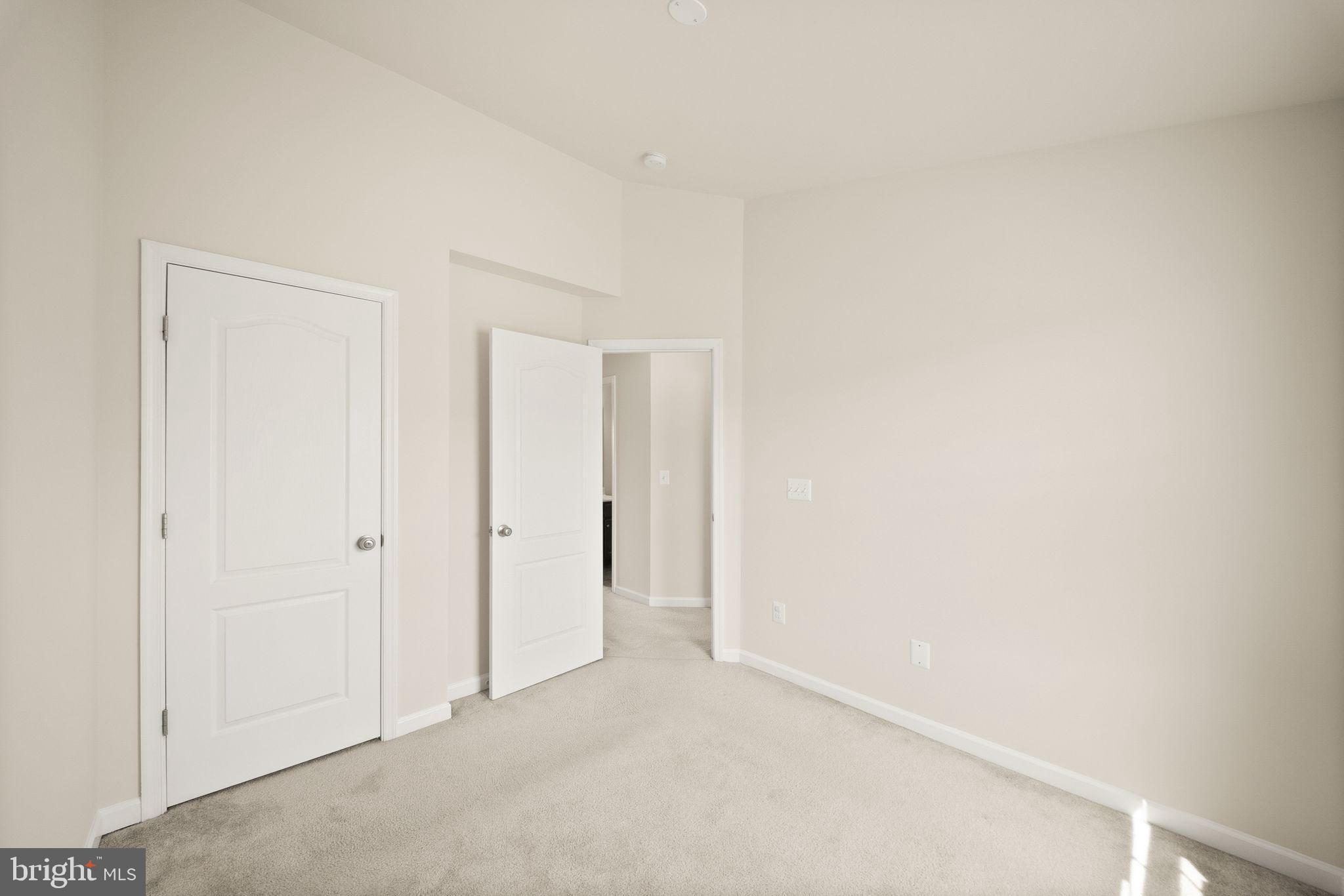 THE TOWNES AT TASKER - Residential