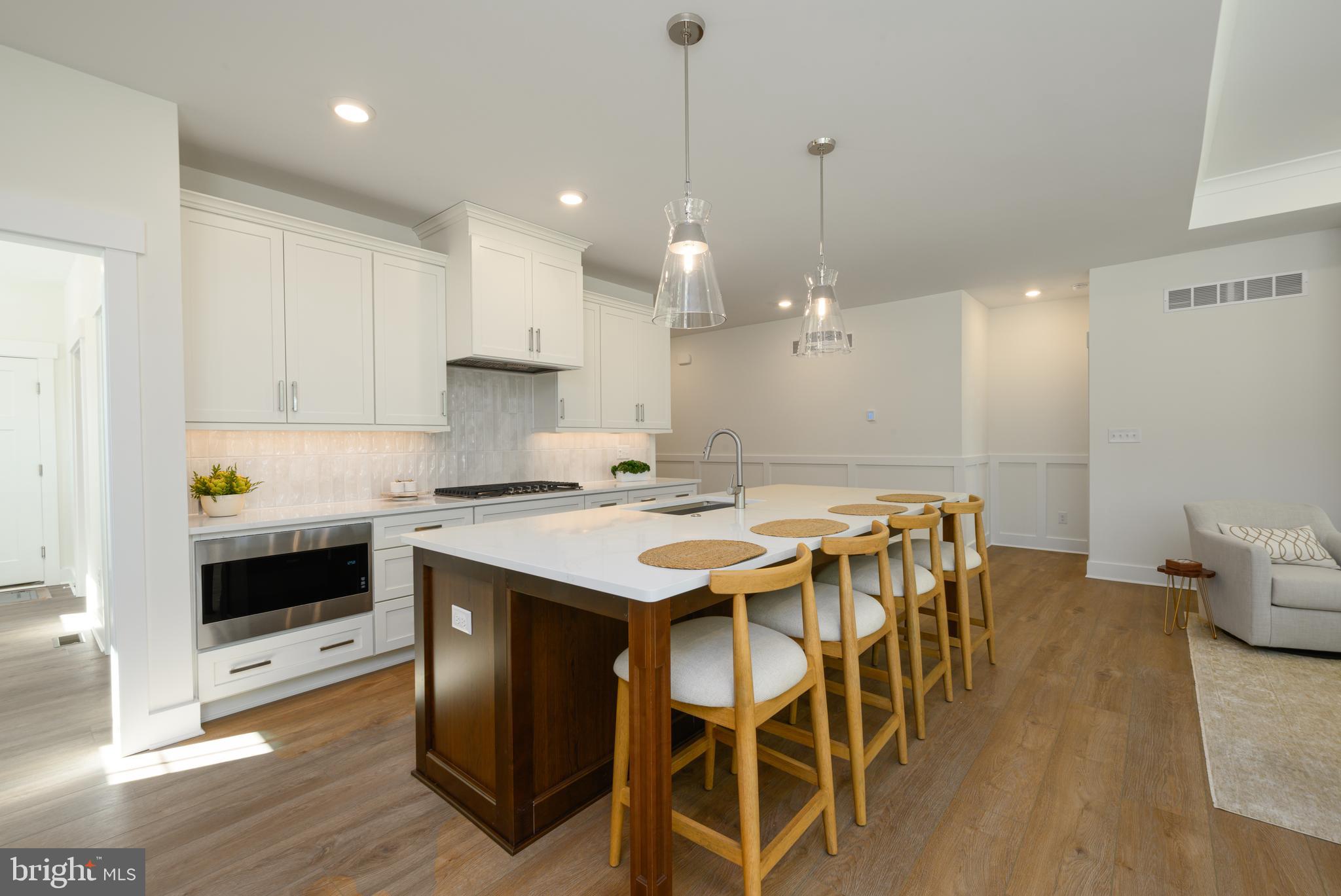 THE KNOLL AT IRONS LANE - Residential