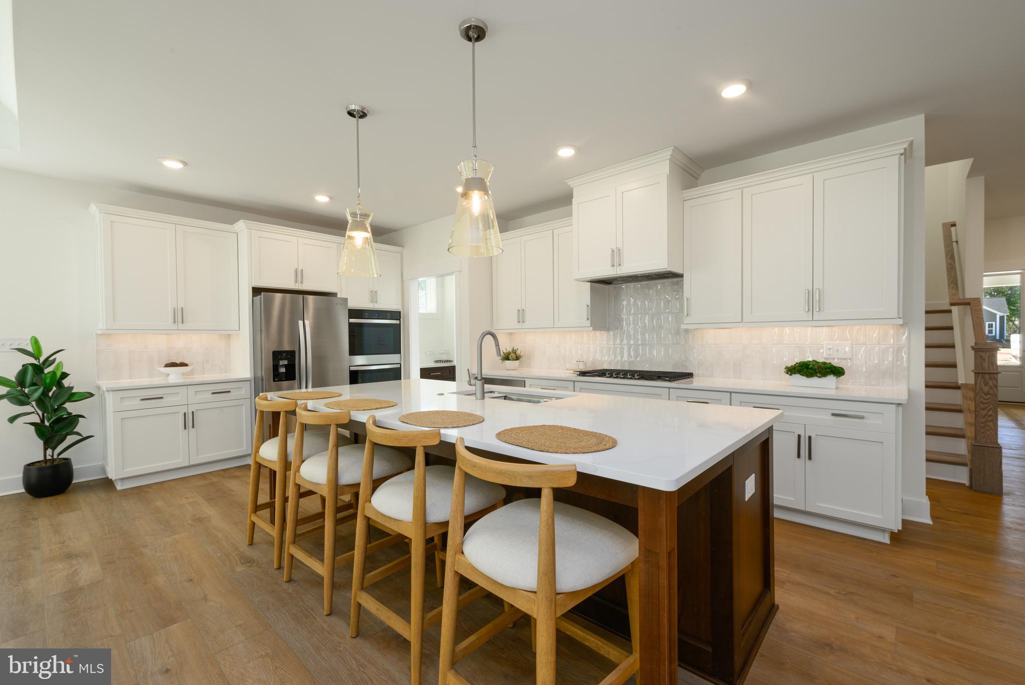 THE KNOLL AT IRONS LANE - Residential