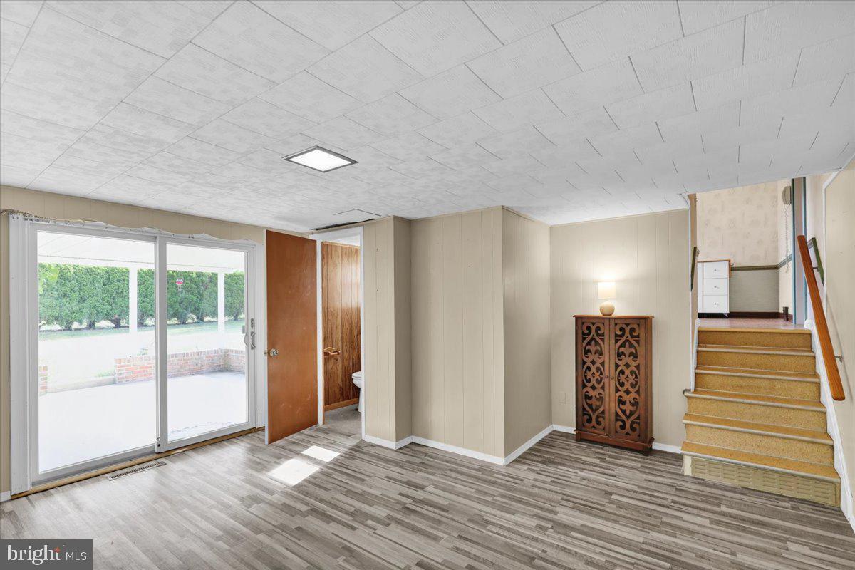 WHITFIELD - Residential