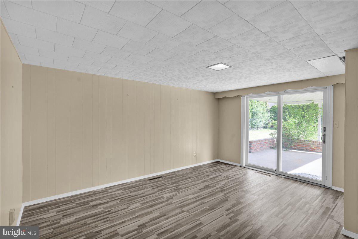WHITFIELD - Residential