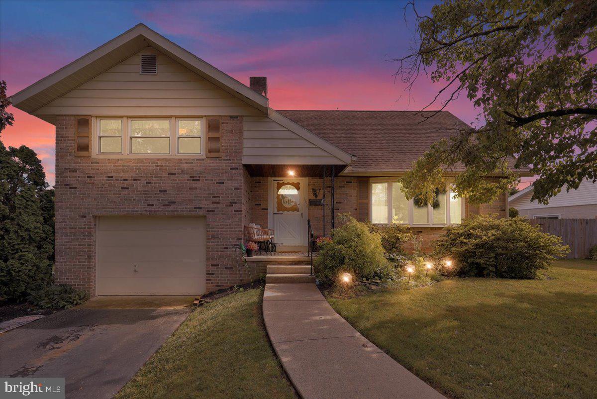 WHITFIELD - Residential