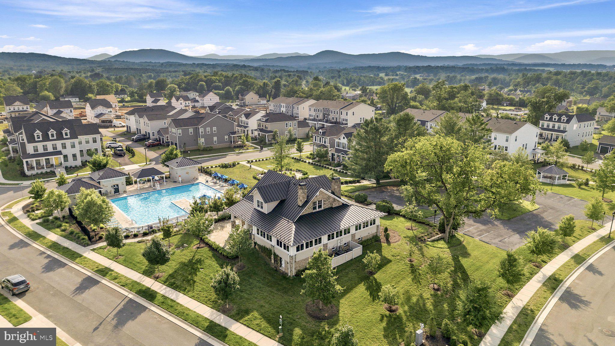 HERITAGE AT MARSHALL - Residential