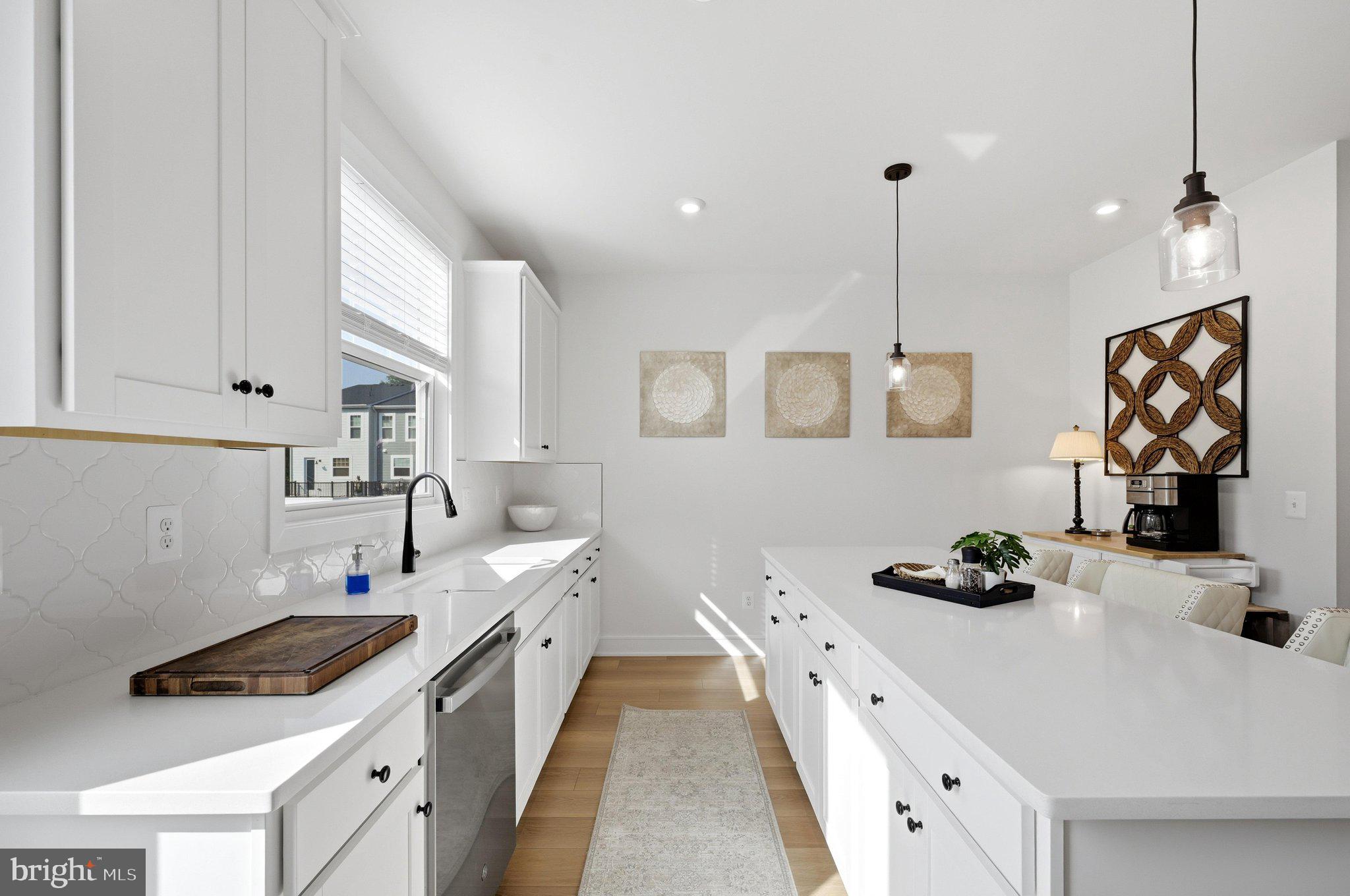 HERITAGE AT MARSHALL - Residential