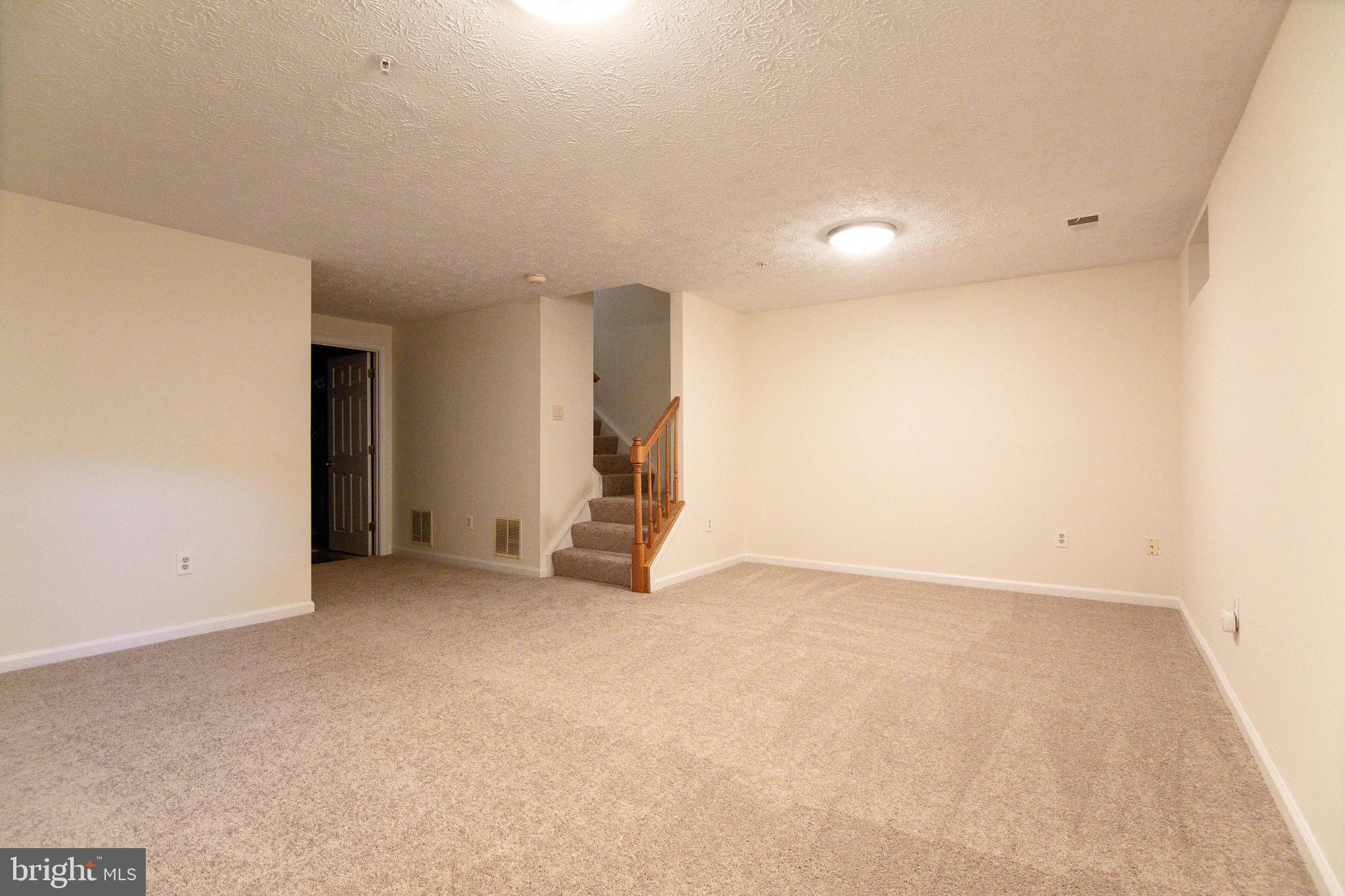 FOUR SEASONS ESTATES - Residential