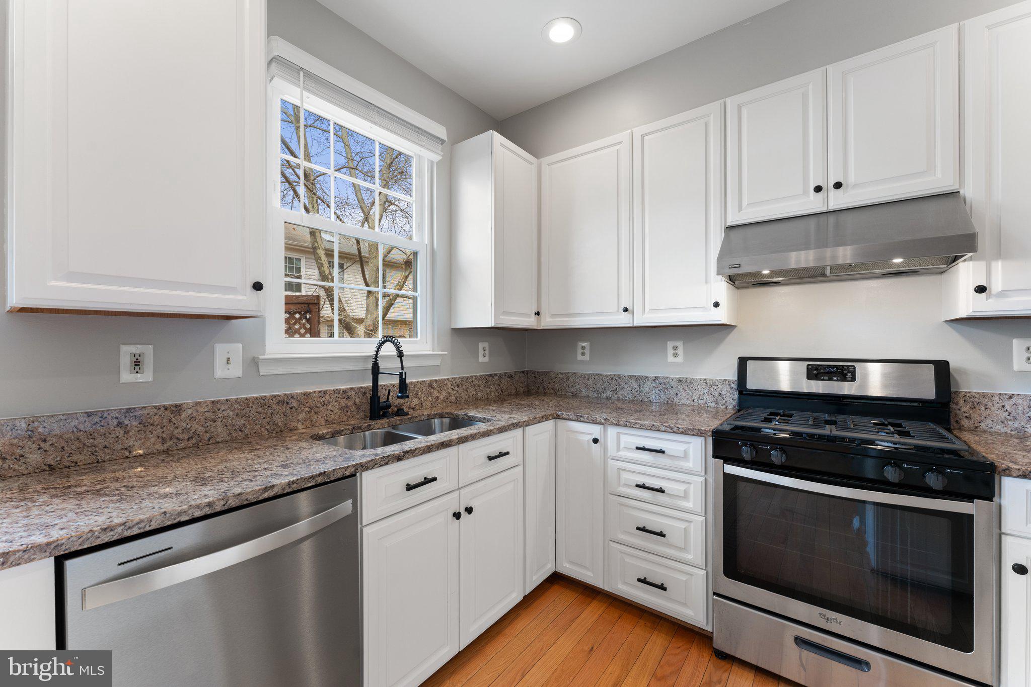 SULLY STATION - Residential